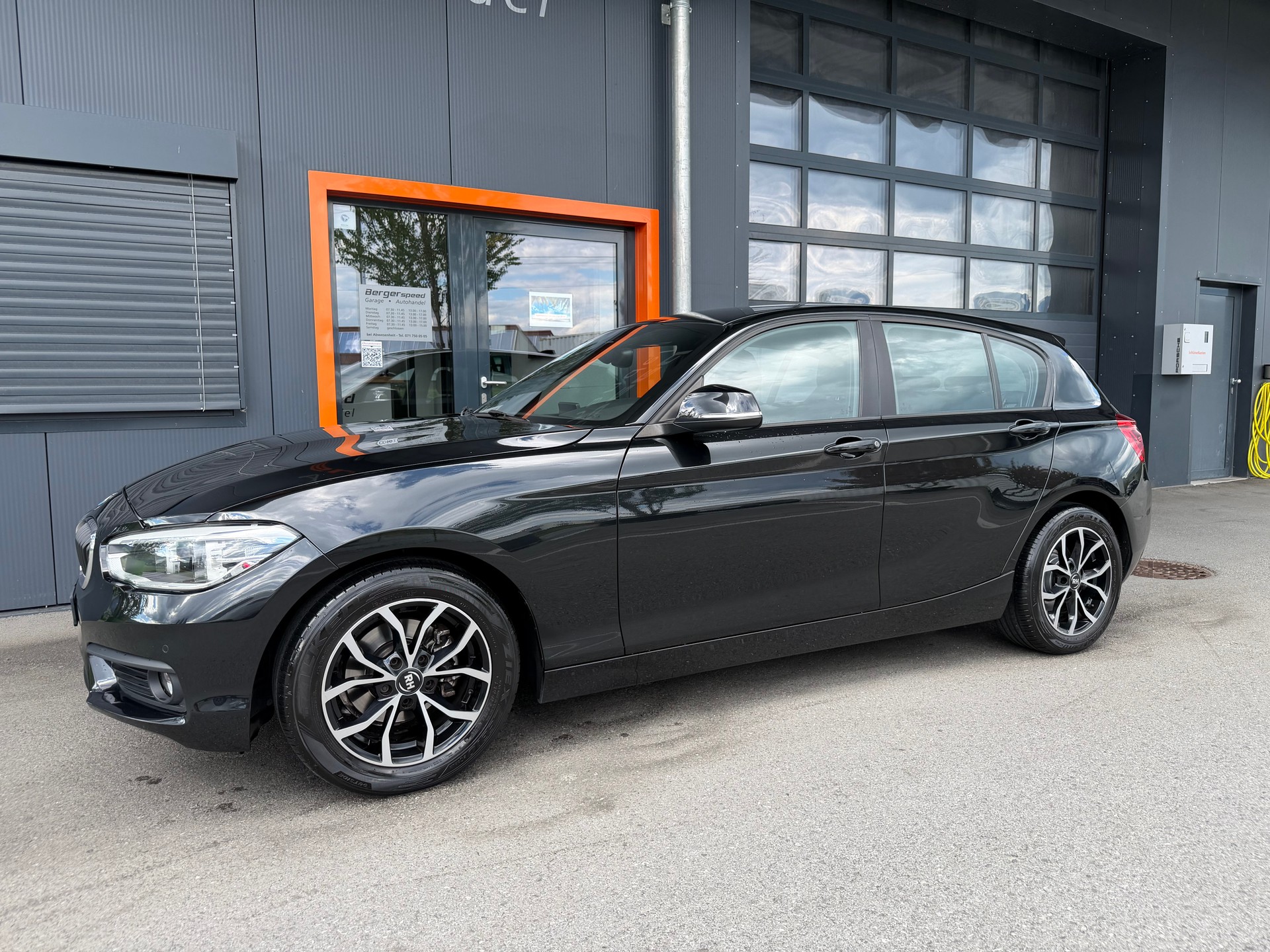 BMW 118i Steptronic-image-2