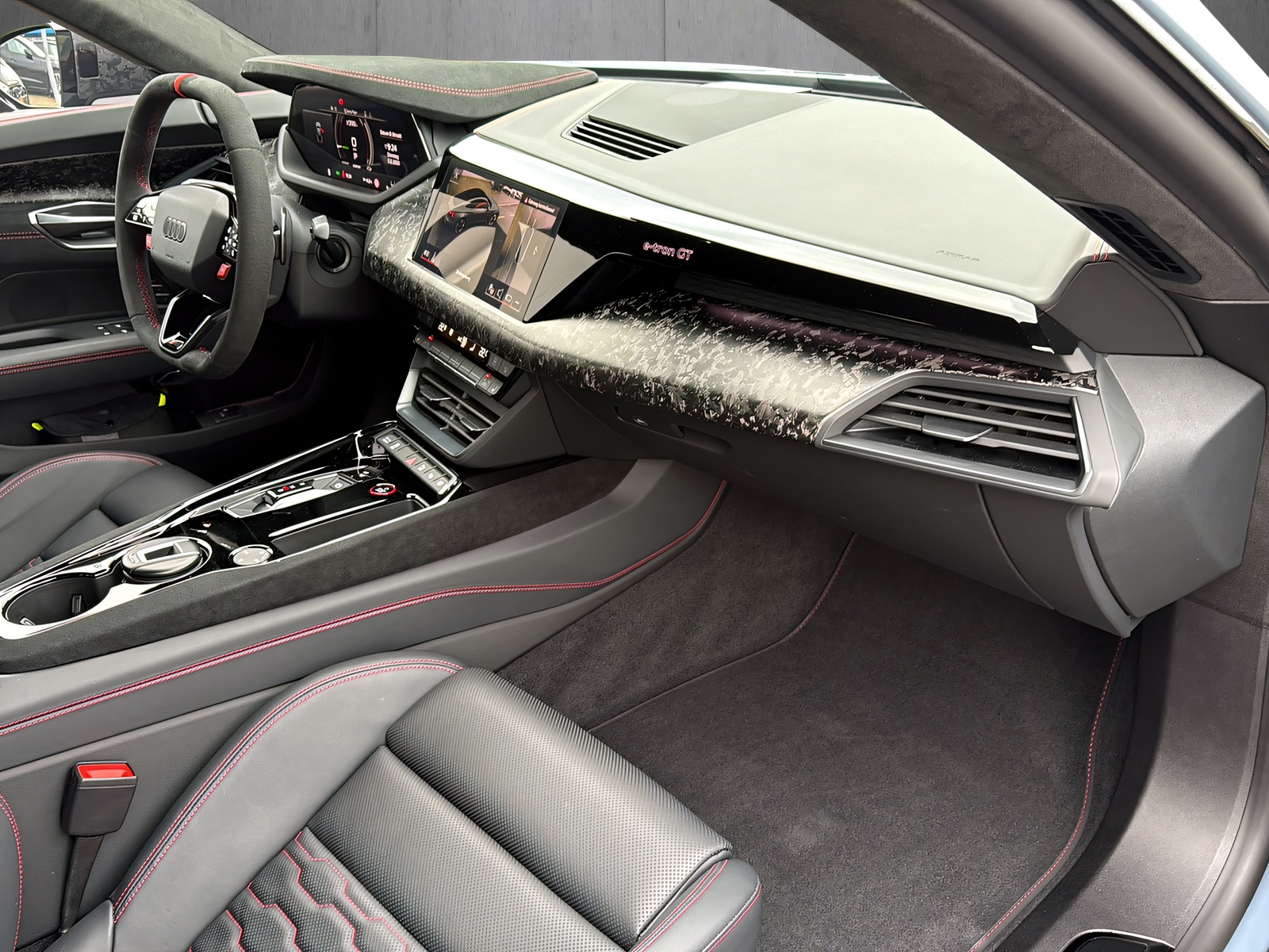 AUDI RS e-tron GT performance quattro*Keramik-Bremsen, Sportsitze, Head-up, (5-Jahre Garantie)-image-11
