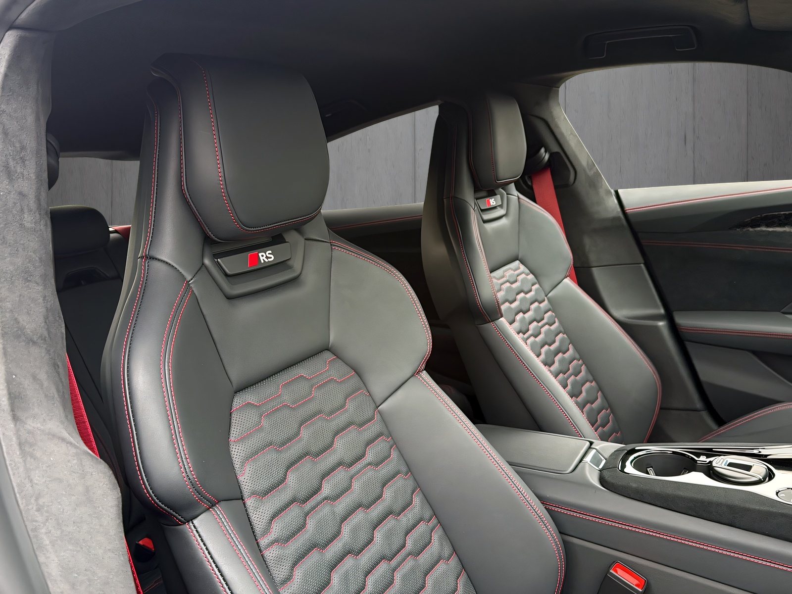 AUDI RS e-tron GT performance quattro*Keramik-Bremsen, Sportsitze, Head-up, (5-Jahre Garantie)-image-10
