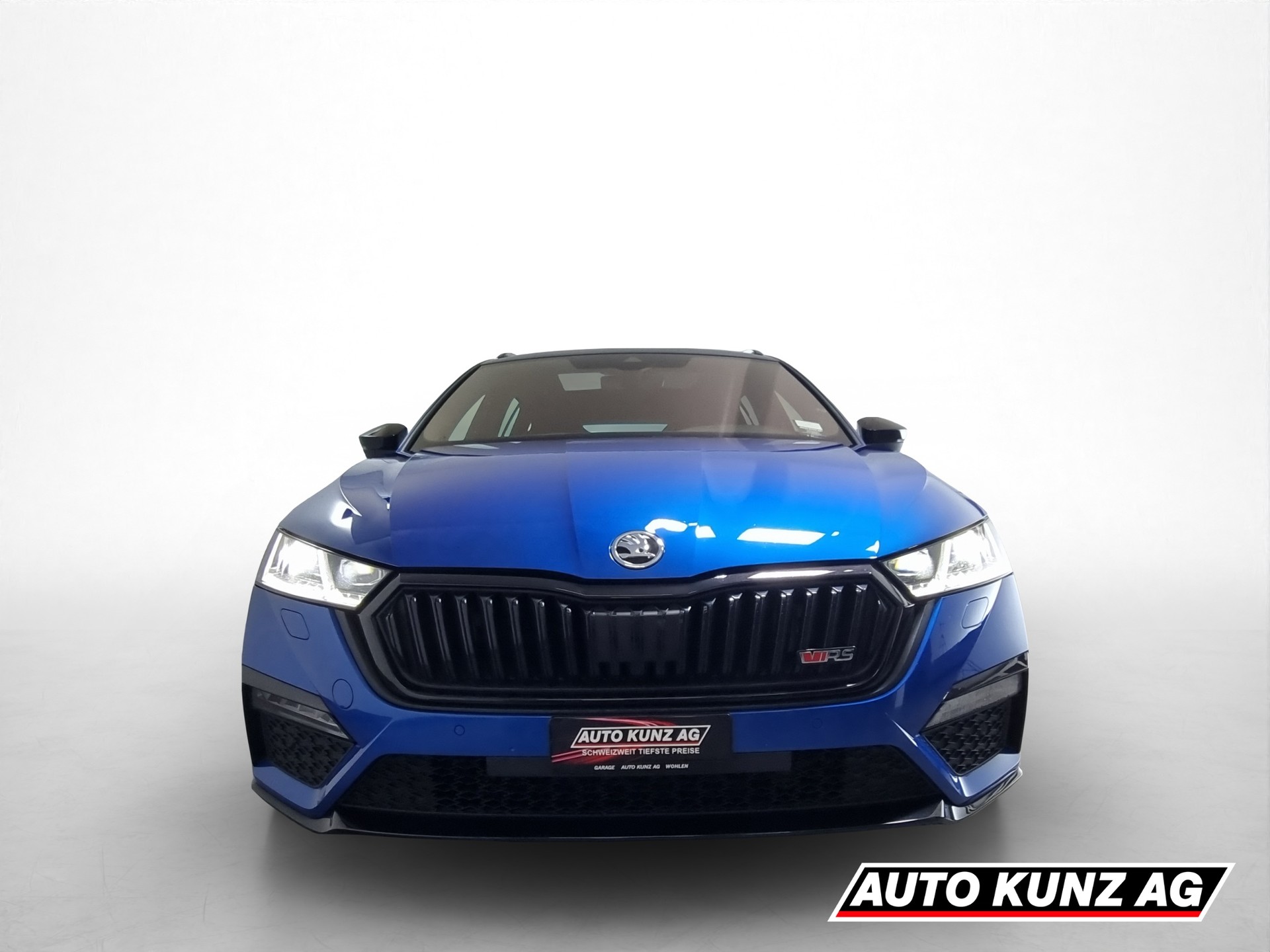 SKODA Octavia Combi 1.4 TSI PHEV 245 RS DSG-image-1