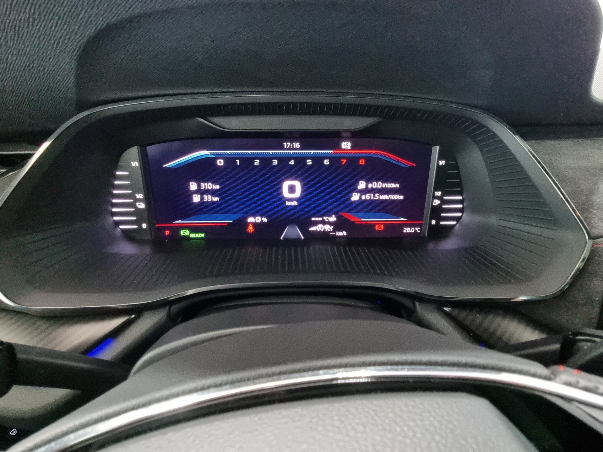 SKODA Octavia Combi 1.4 TSI PHEV 245 RS DSG-image-10