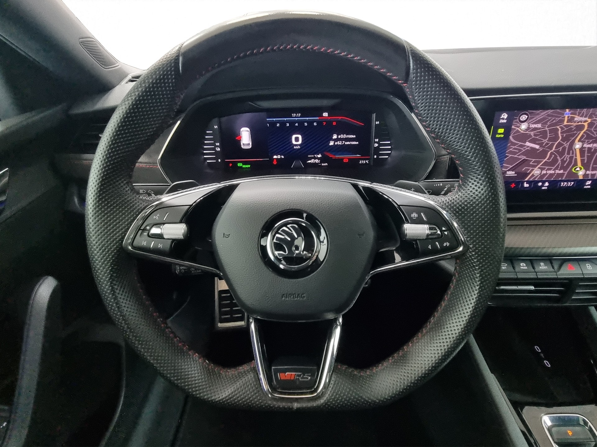 SKODA Octavia Combi 1.4 TSI PHEV 245 RS DSG-image-8