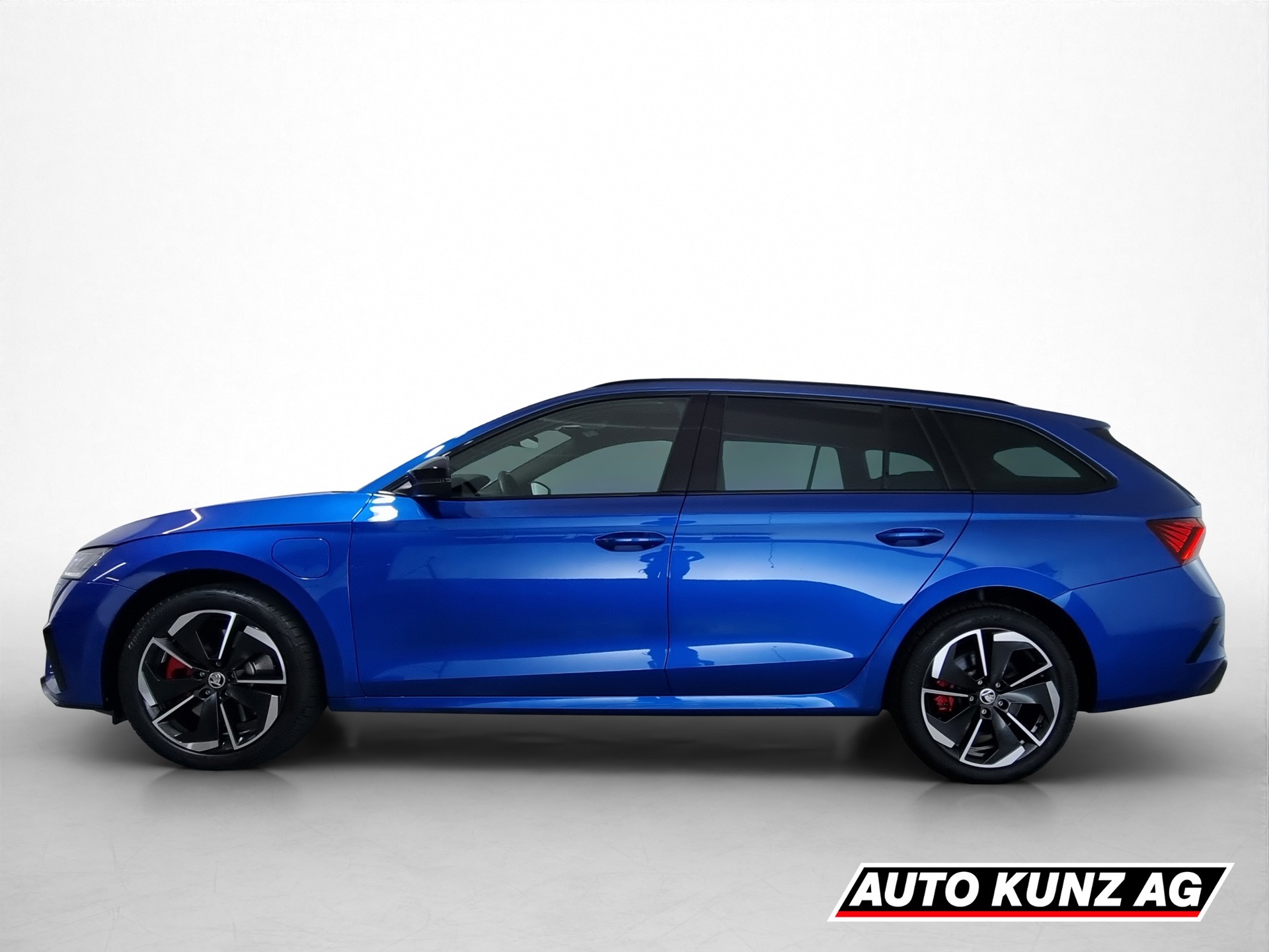 SKODA Octavia Combi 1.4 TSI PHEV 245 RS DSG-image-2