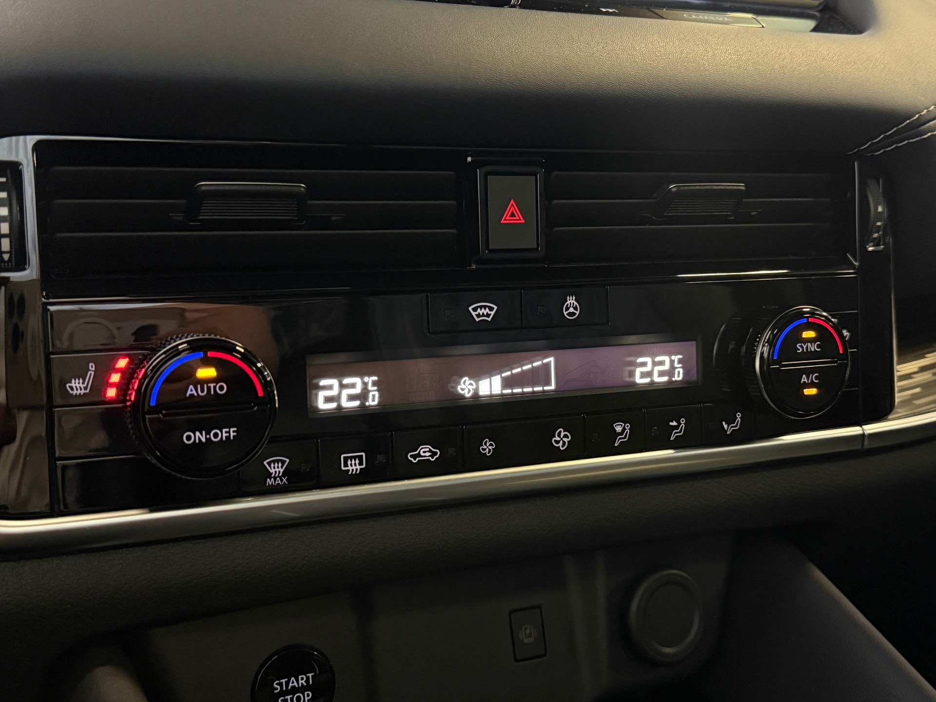 NISSAN Qashqai 1.5 VC-T e-Power Tekna+-image-9