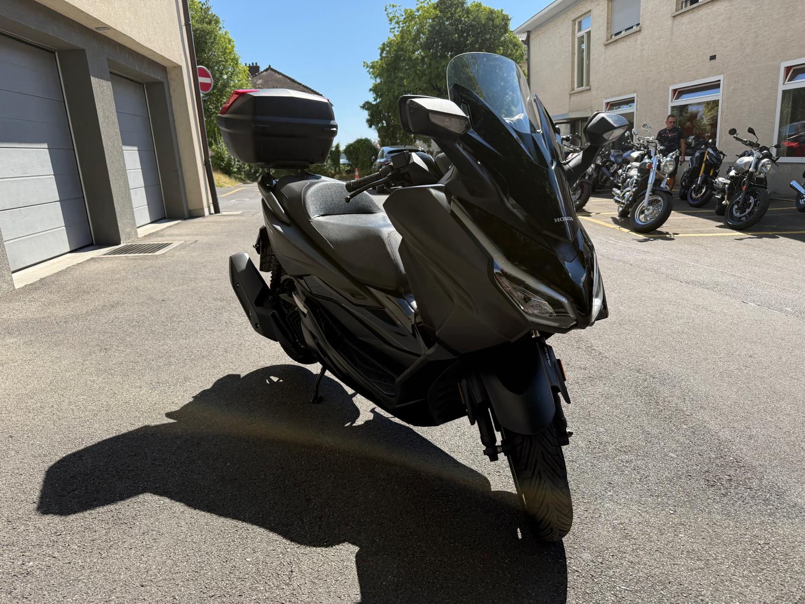 HONDA Nss 125 Forza Smart TopBox-showroom-element-1