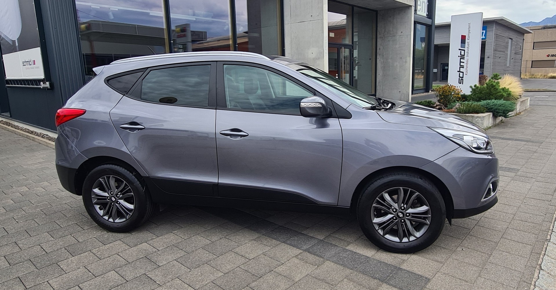 HYUNDAI iX 35 2.0 GDI Style 4WD-image-2