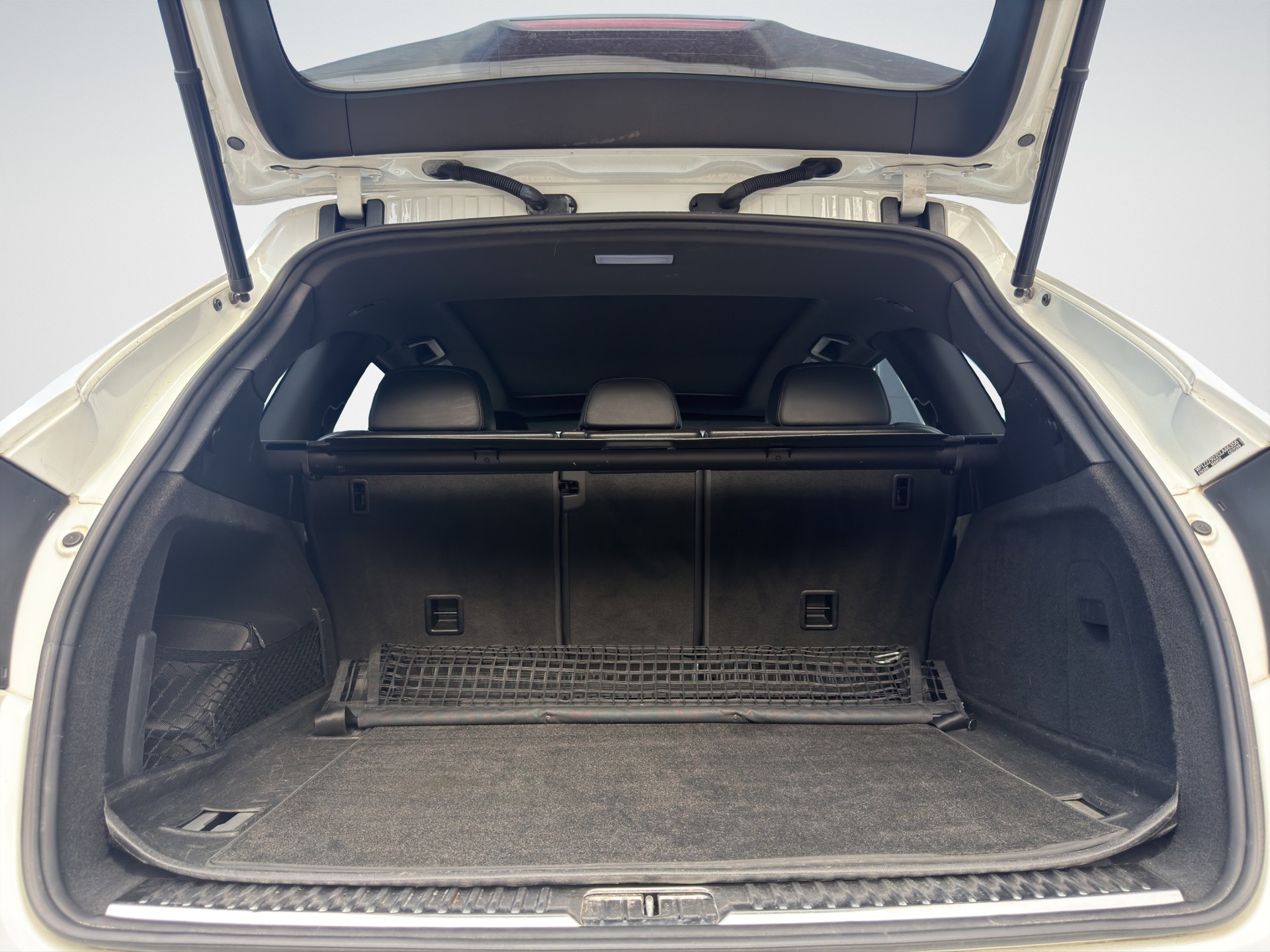 PORSCHE Cayenne S-image-14