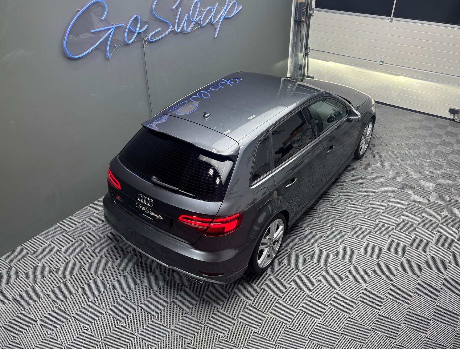 AUDI S3 Sportback 2.0 TFSI quattro S-tronic-image-6