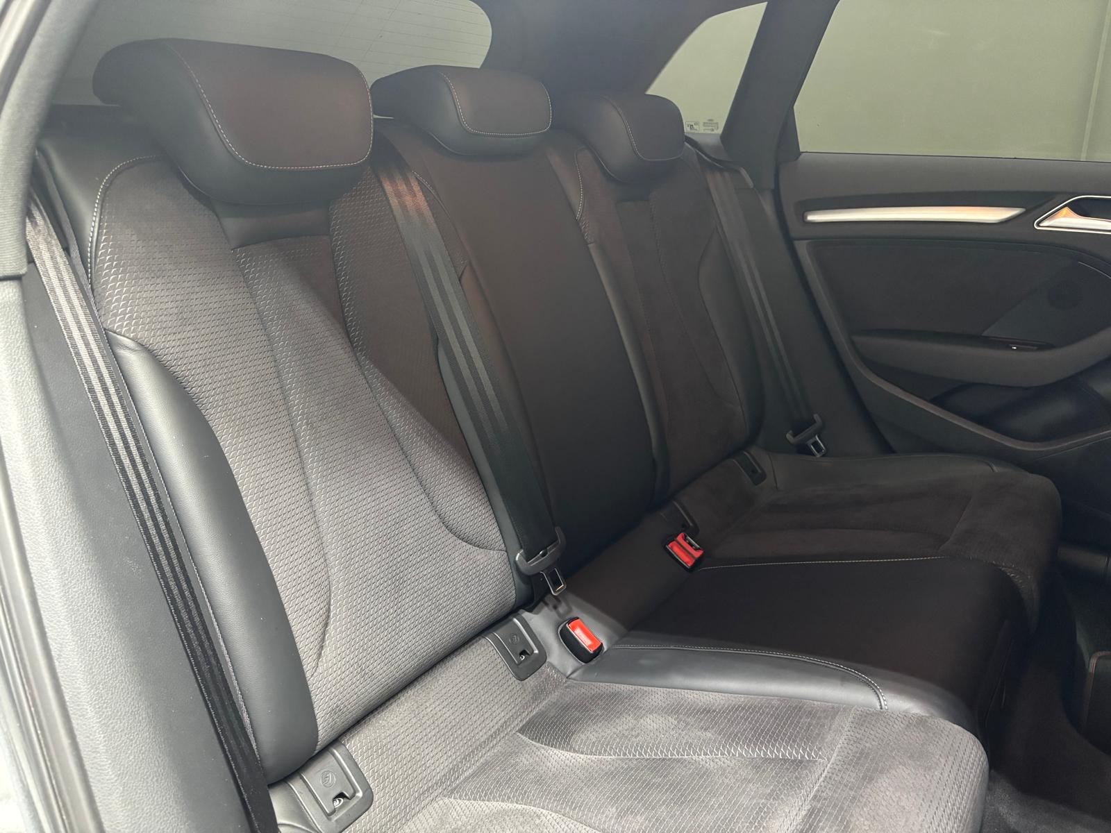 AUDI S3 Sportback 2.0 TFSI quattro S-tronic-image-15