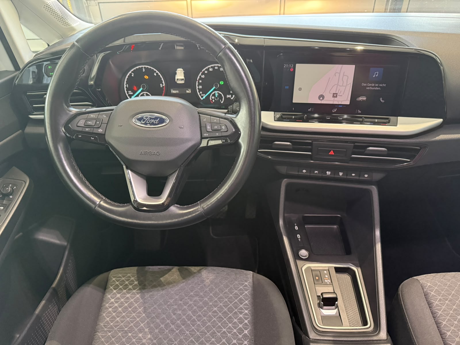 FORD Tourneo Connect 2.0 EcoBlue Titanium Automat-image-11