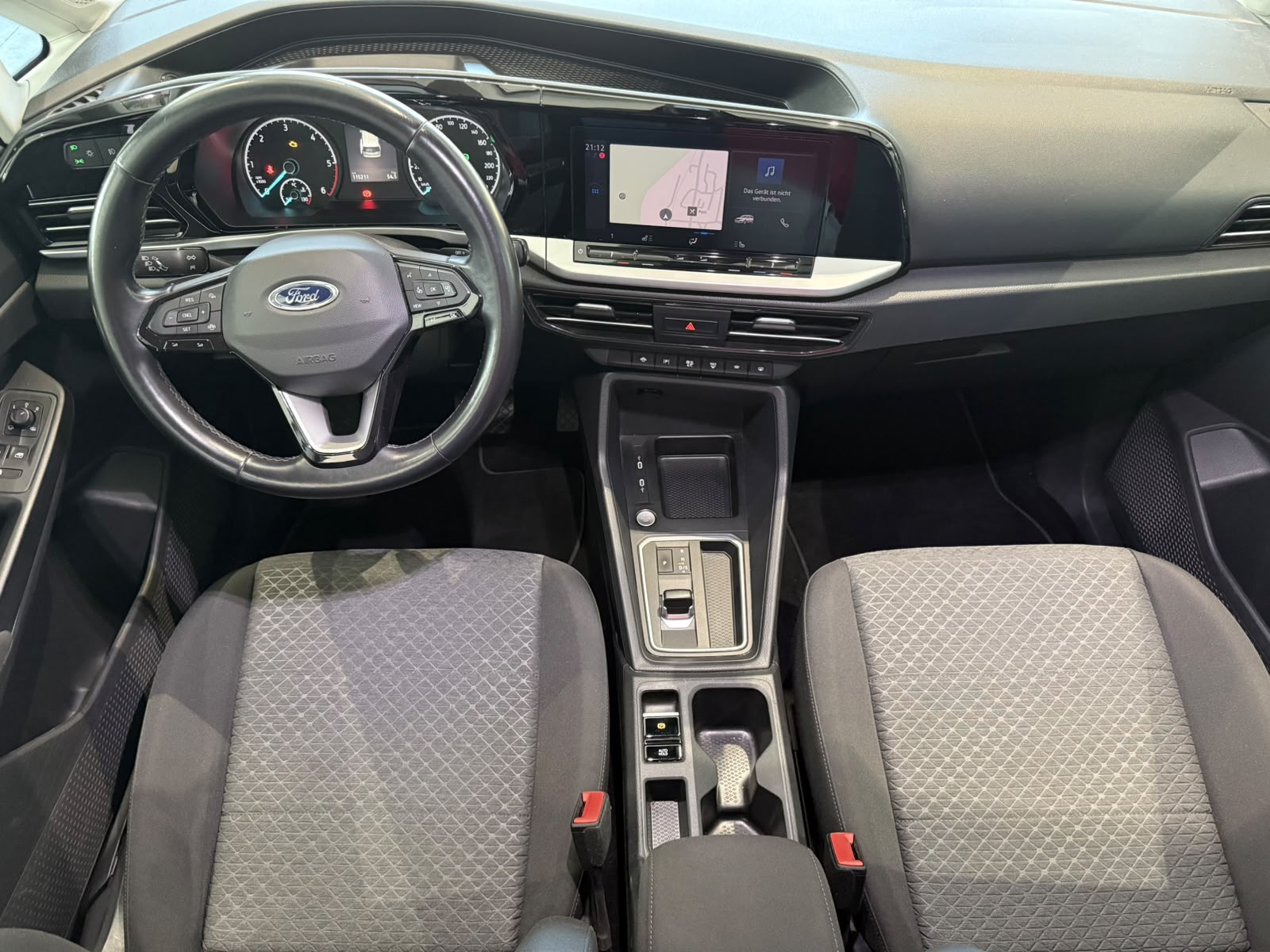 FORD Tourneo Connect 2.0 EcoBlue Titanium Automat-image-12