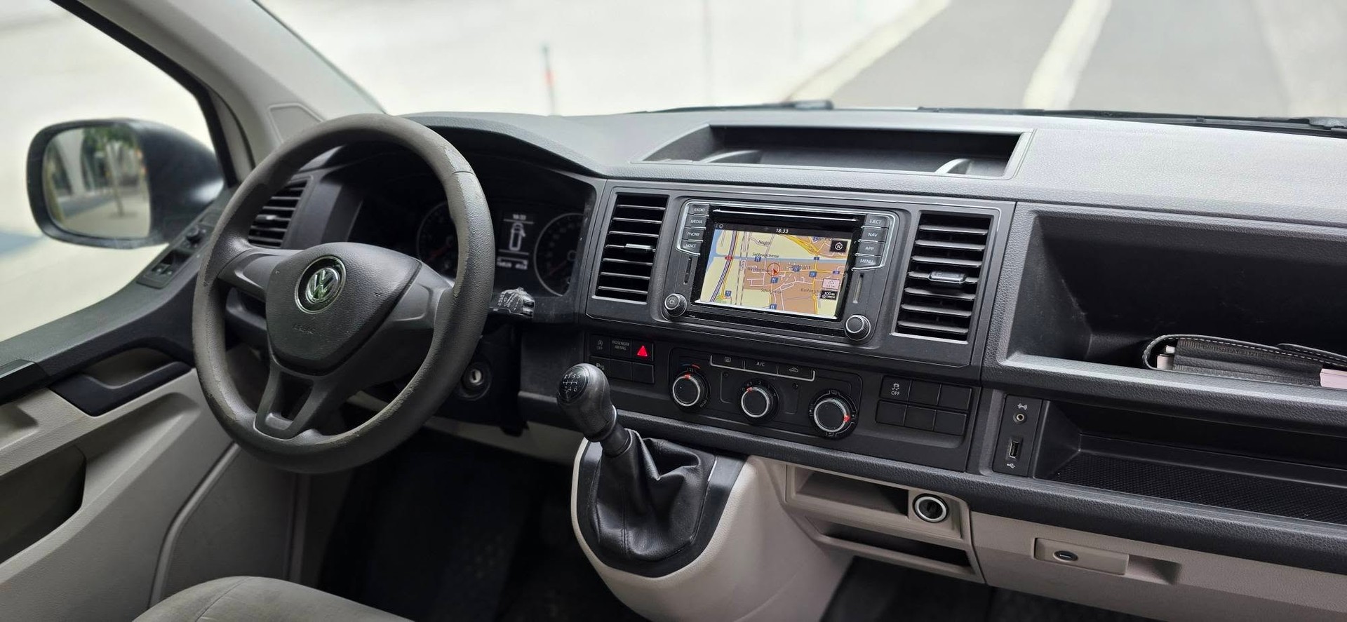 VW T6 2.0 TDI 4Motion-image-17