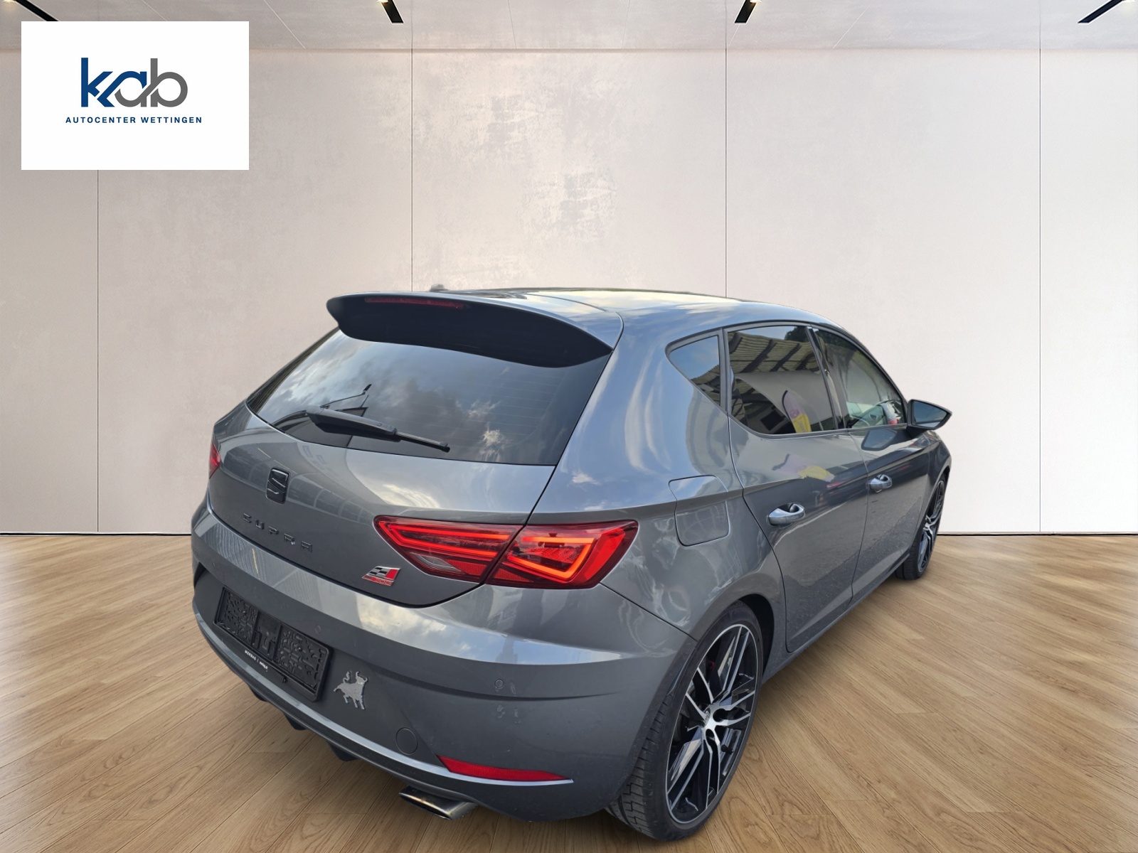 SEAT Leon 2.0 TSI Cupra 300 DSG-image-5