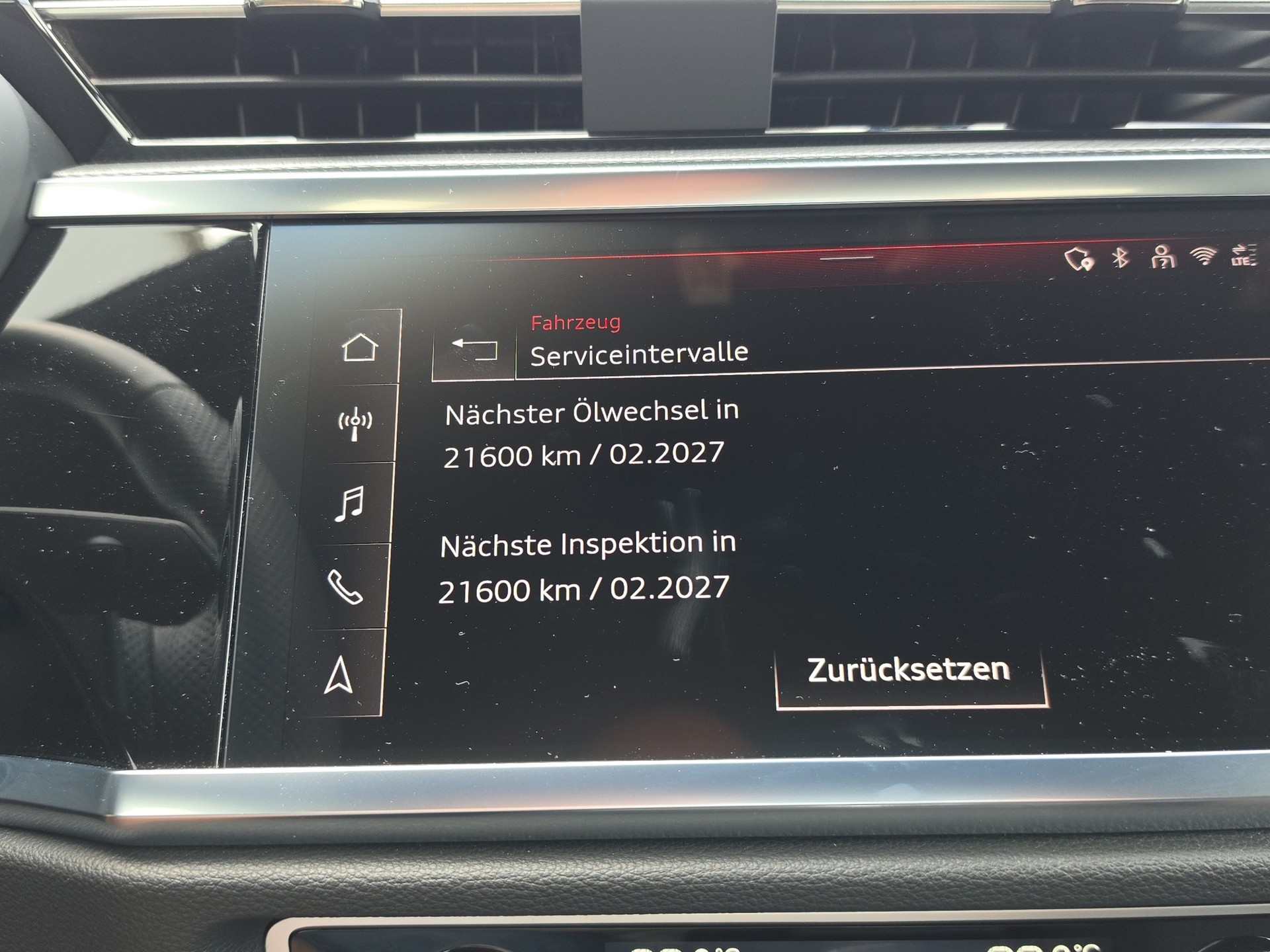 AUDI Q3 1.5 35 TFSI Advanced Attraction S-Tronic-image-24