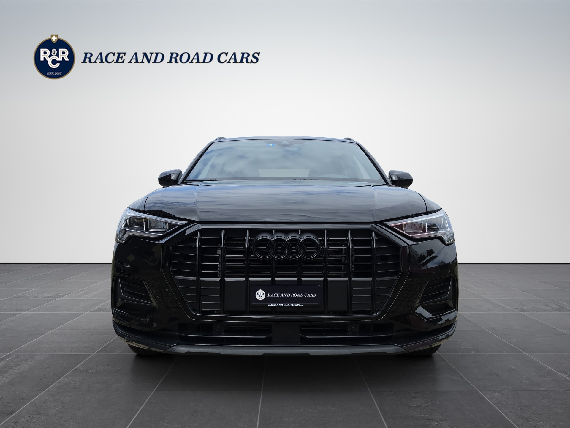 AUDI Q3 1.5 35 TFSI Advanced Attraction S-Tronic-showroom-element-1