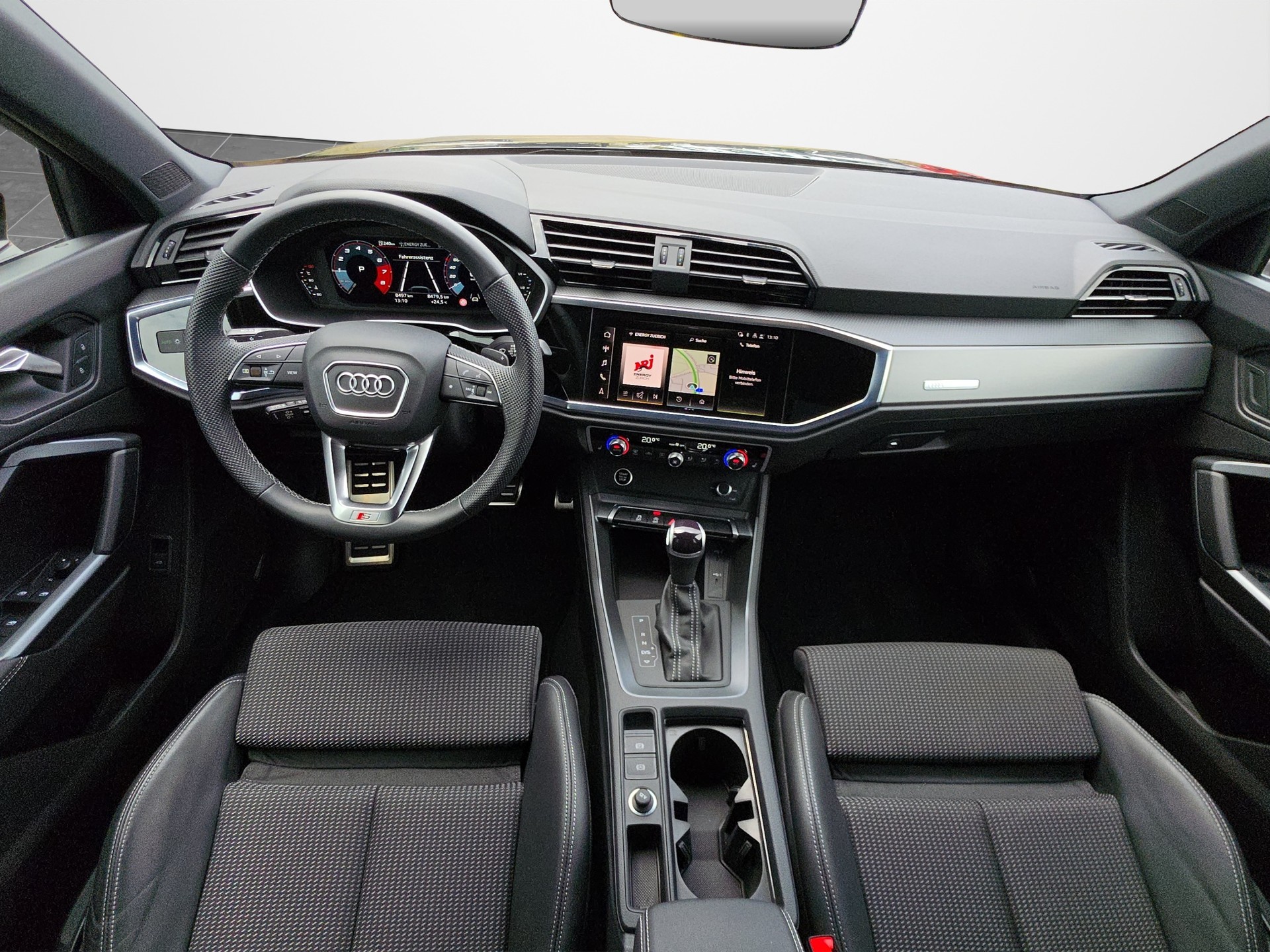 AUDI Q3 1.5 35 TFSI Advanced Attraction S-Tronic-image-14