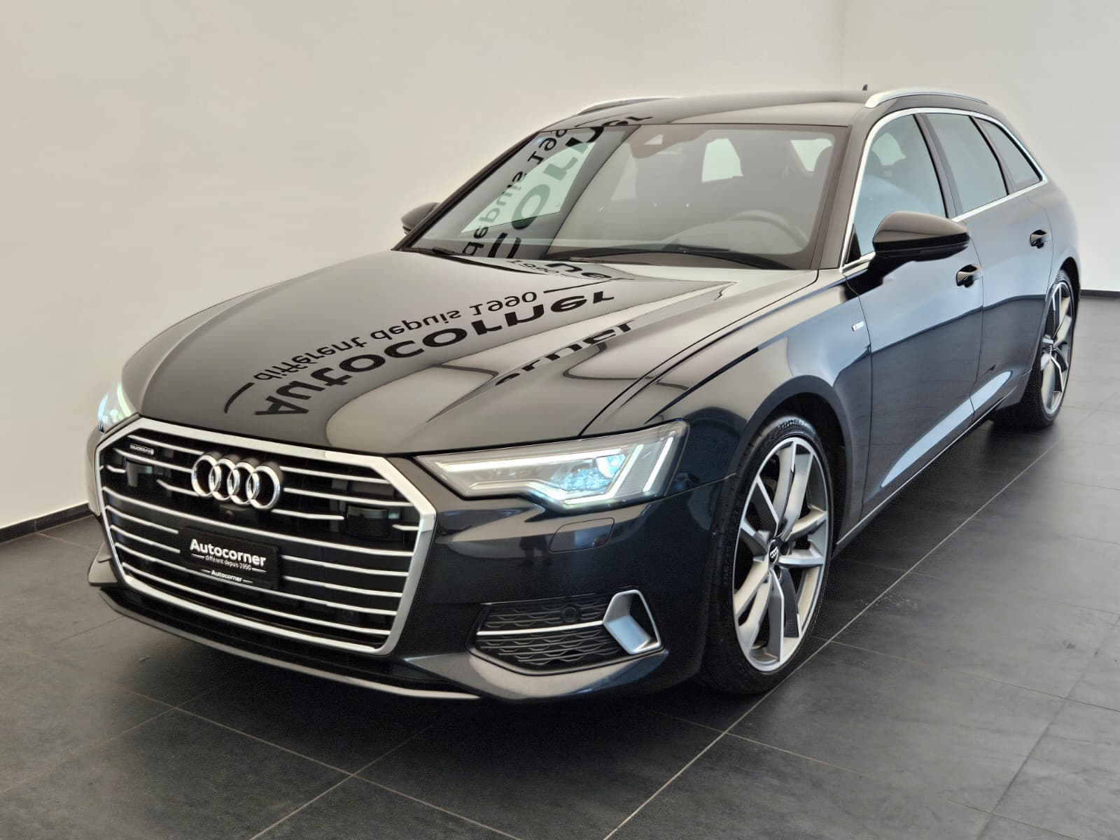 AUDI A6 Avant 45 TFSI Sport Attraction quattro S-tronic-image-2
