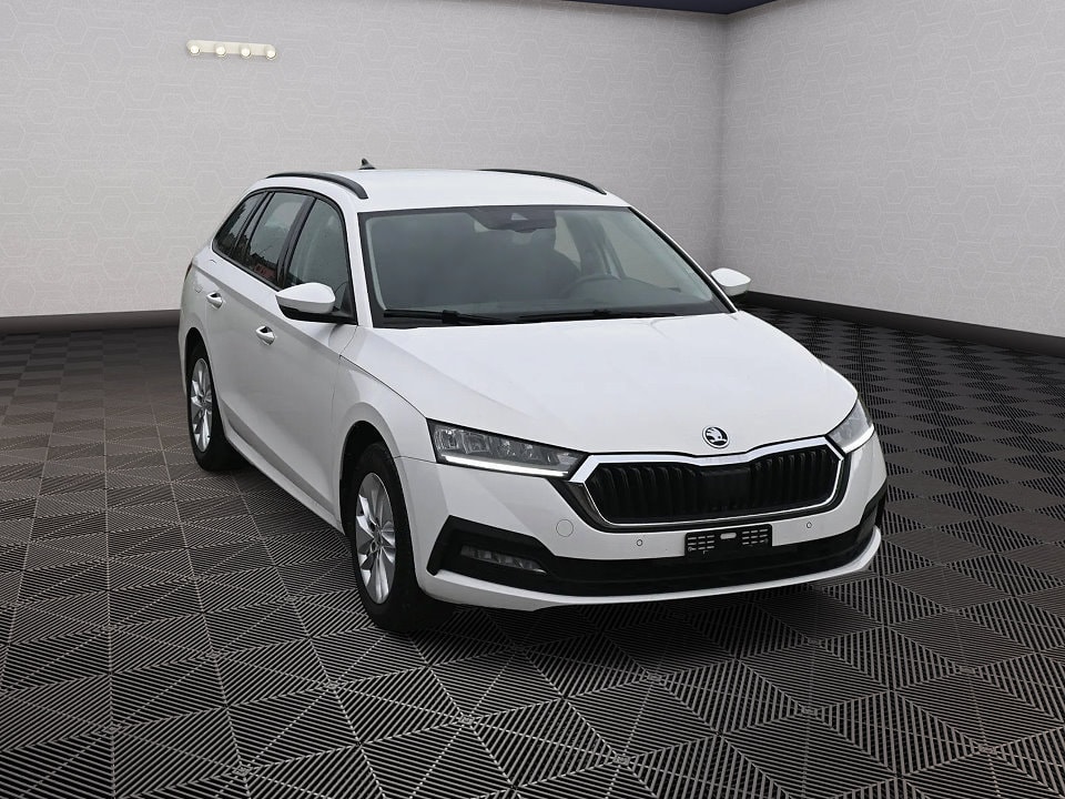 SKODA Octavia Combi 2.0 TDI Ambition-image-1