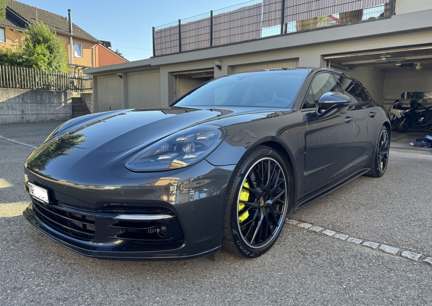 PORSCHE 2.9 V6 4 e-Hybrid Sport Turismo | APPROVED 03/27 |Porsche Scheckheft | 120k Service NEU-image-0