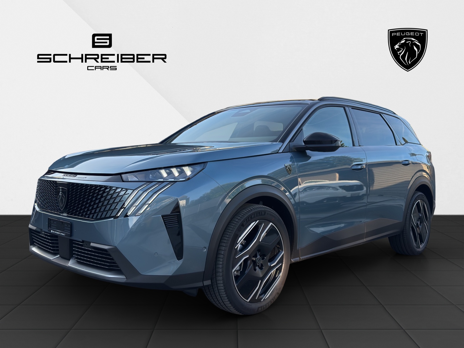 PEUGEOT 5008 1.6 PHEV 225 GT Exclusive-image-0