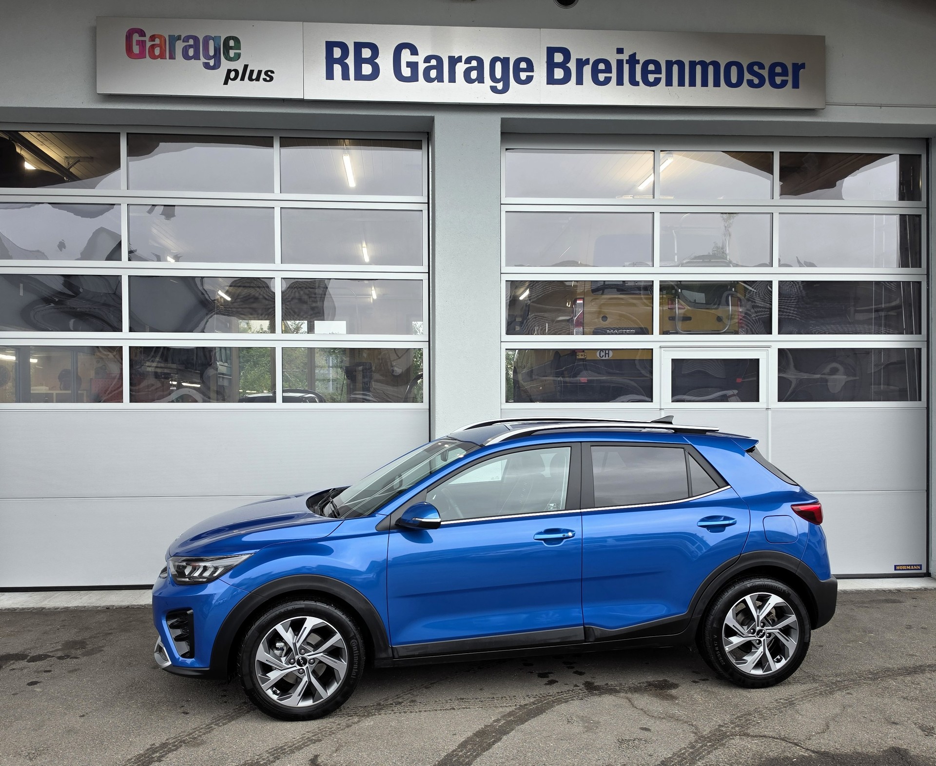 KIA Stonic 1.0 T-GDI MHEV GT-Line DCT-image-0