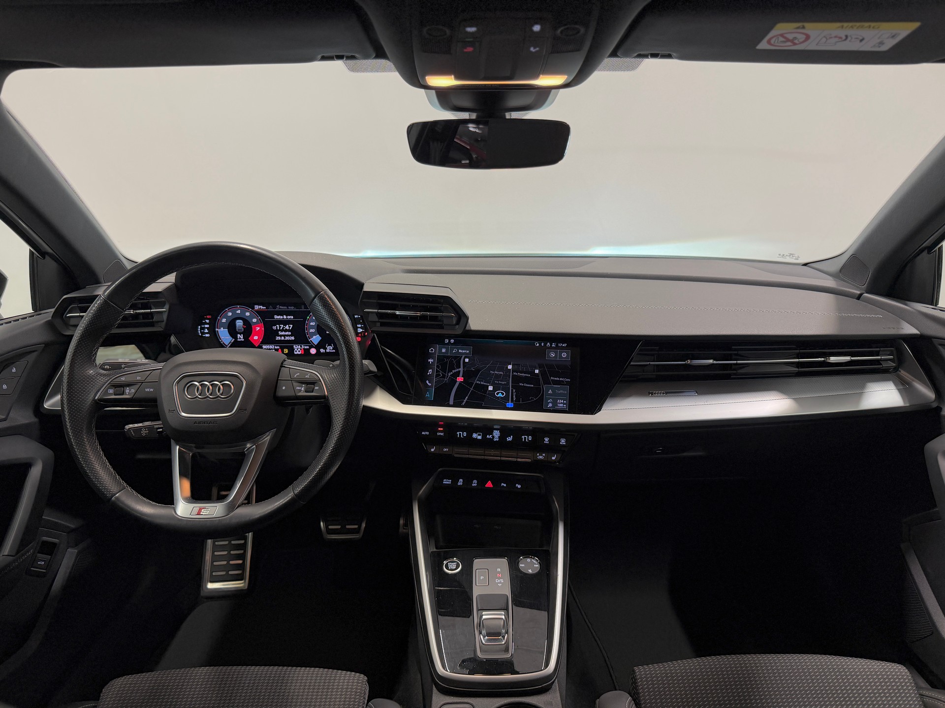 AUDI A3 Sportback 35 TFSI S line S-tronic-image-8
