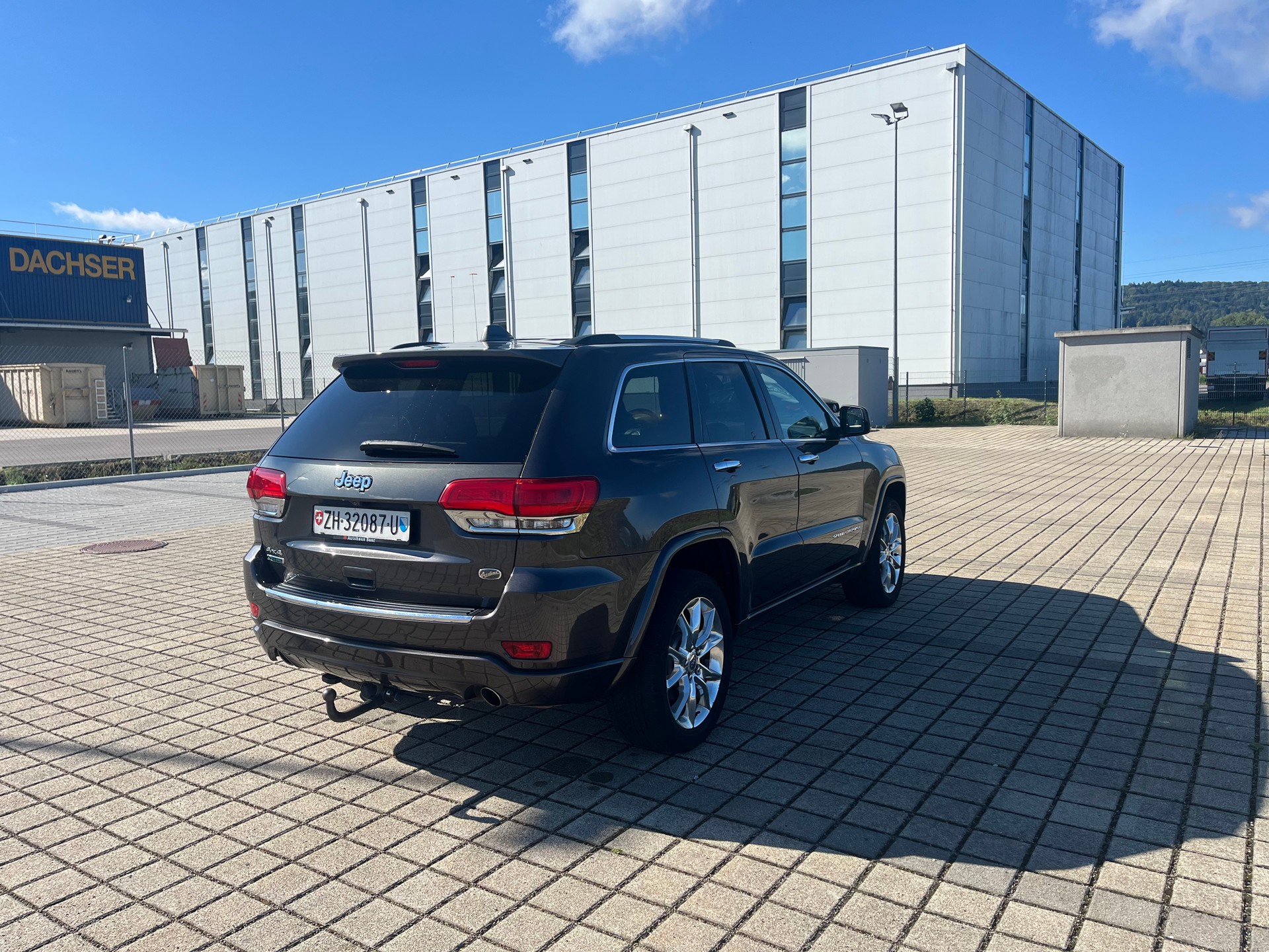 JEEP Grand Cherokee 3.0 CRD Overland Automatic-image-5