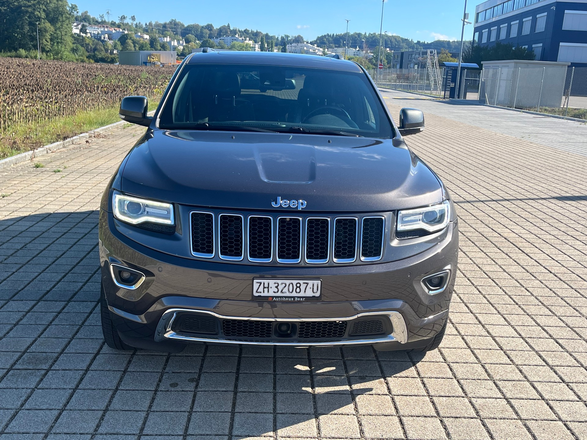 JEEP Grand Cherokee 3.0 CRD Overland Automatic-image-2