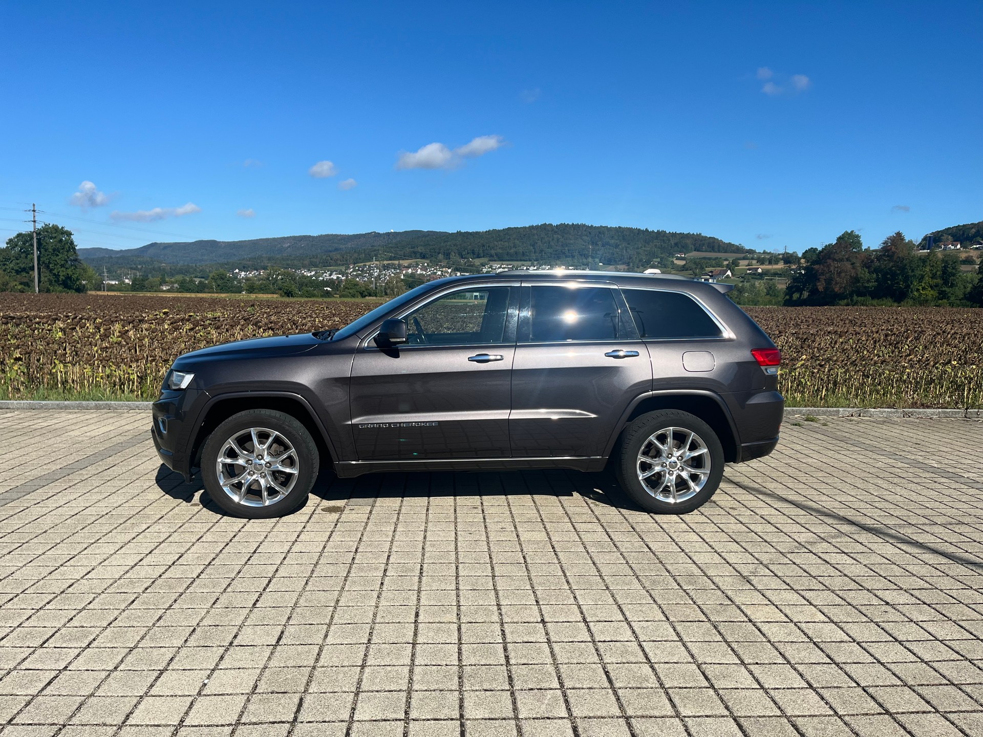 JEEP Grand Cherokee 3.0 CRD Overland Automatic-image-6