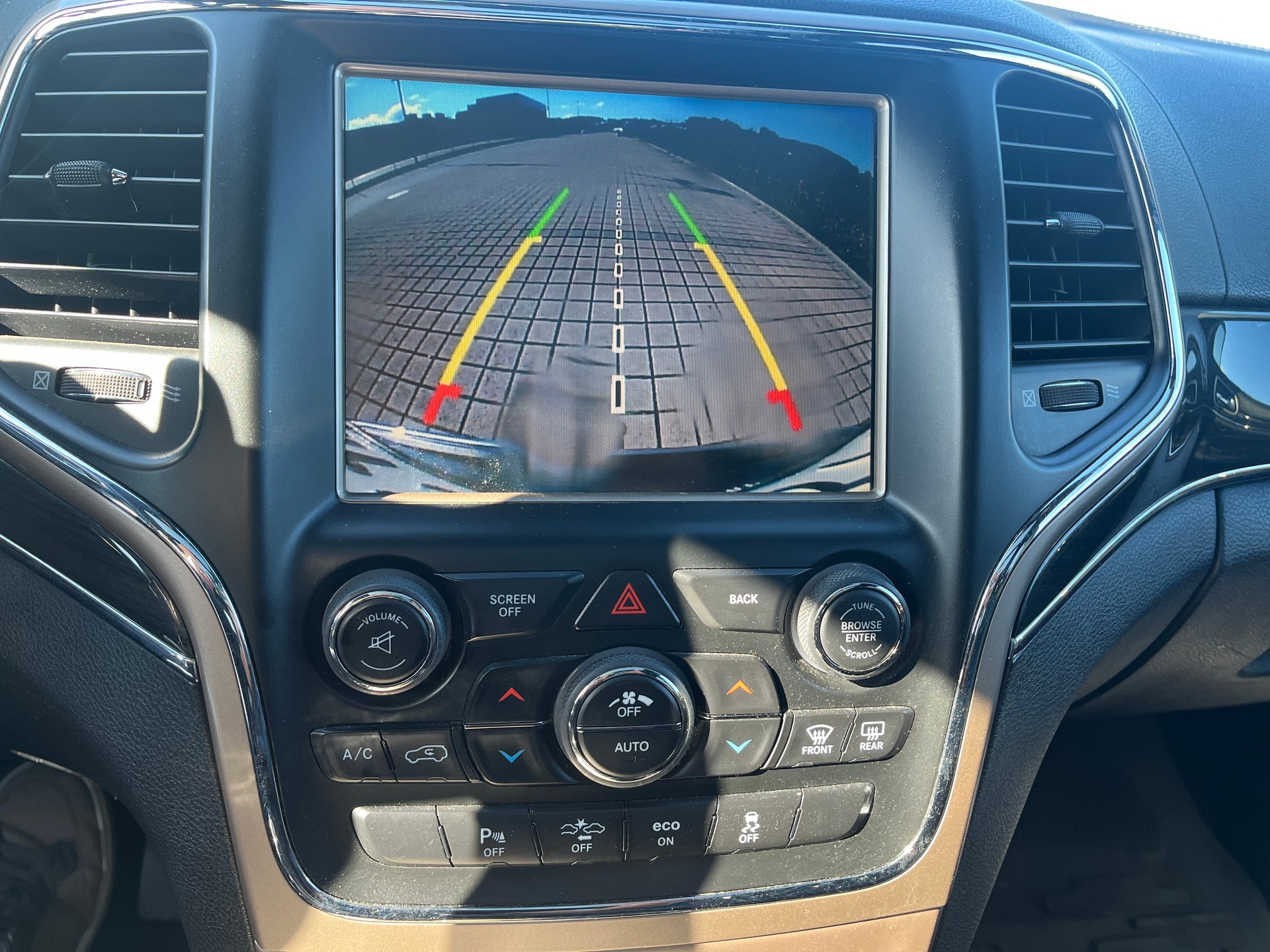 JEEP Grand Cherokee 3.0 CRD Overland Automatic-image-15
