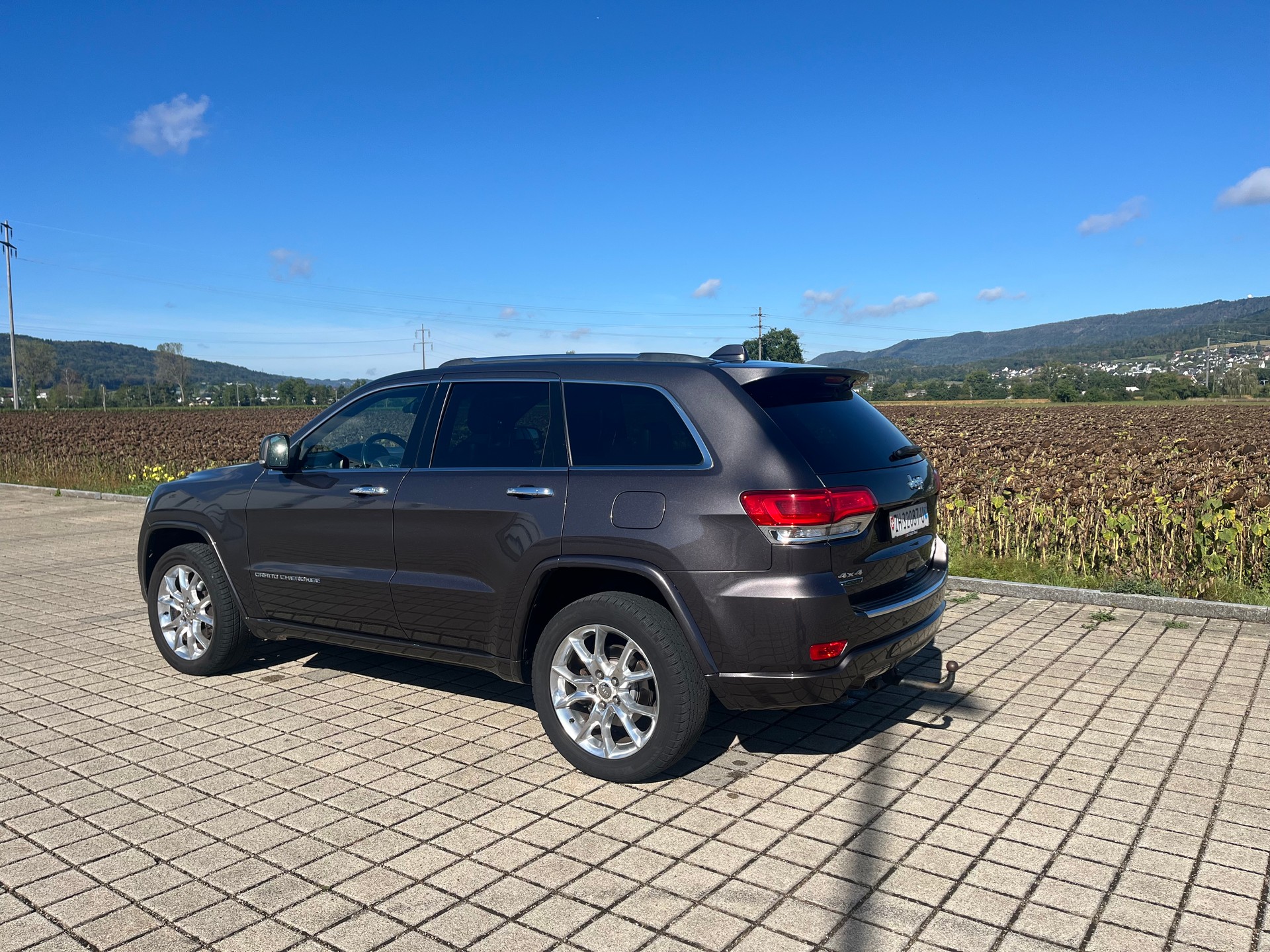 JEEP Grand Cherokee 3.0 CRD Overland Automatic-image-4