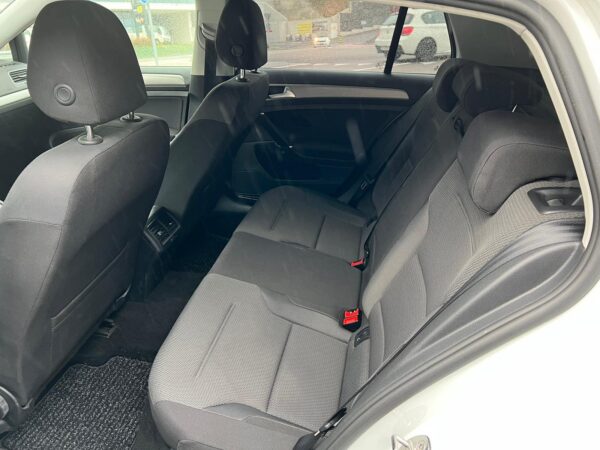 VW Golf 1.6 110 CV-image-7