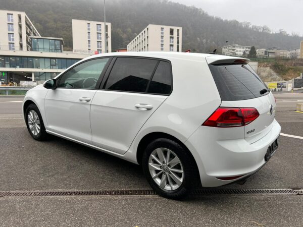 VW Golf 1.6 110 CV-image-3