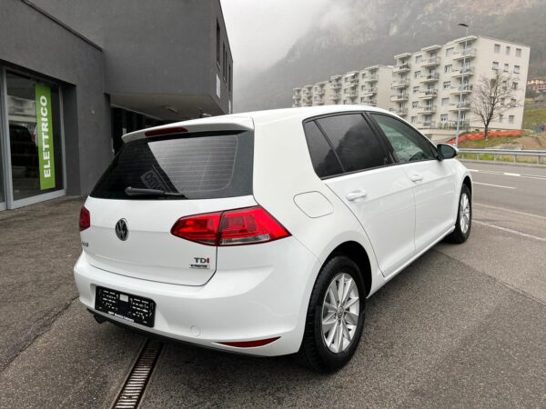 VW Golf 1.6 110 CV-image-4