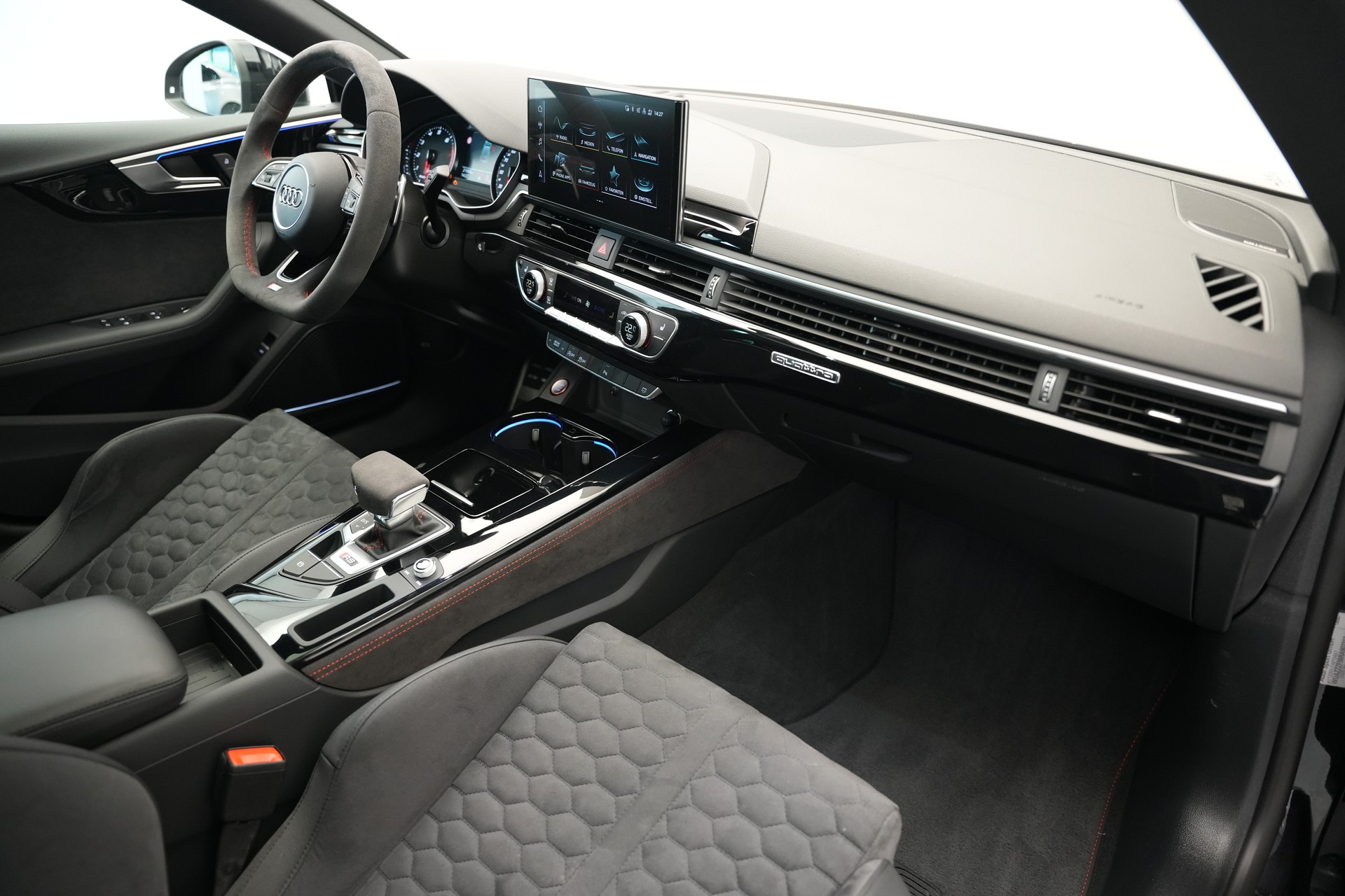 AUDI RS5 Competition Plus Sportback 2.9 TFSI quattro tiptronic *Carbon Schalensitze*-image-11