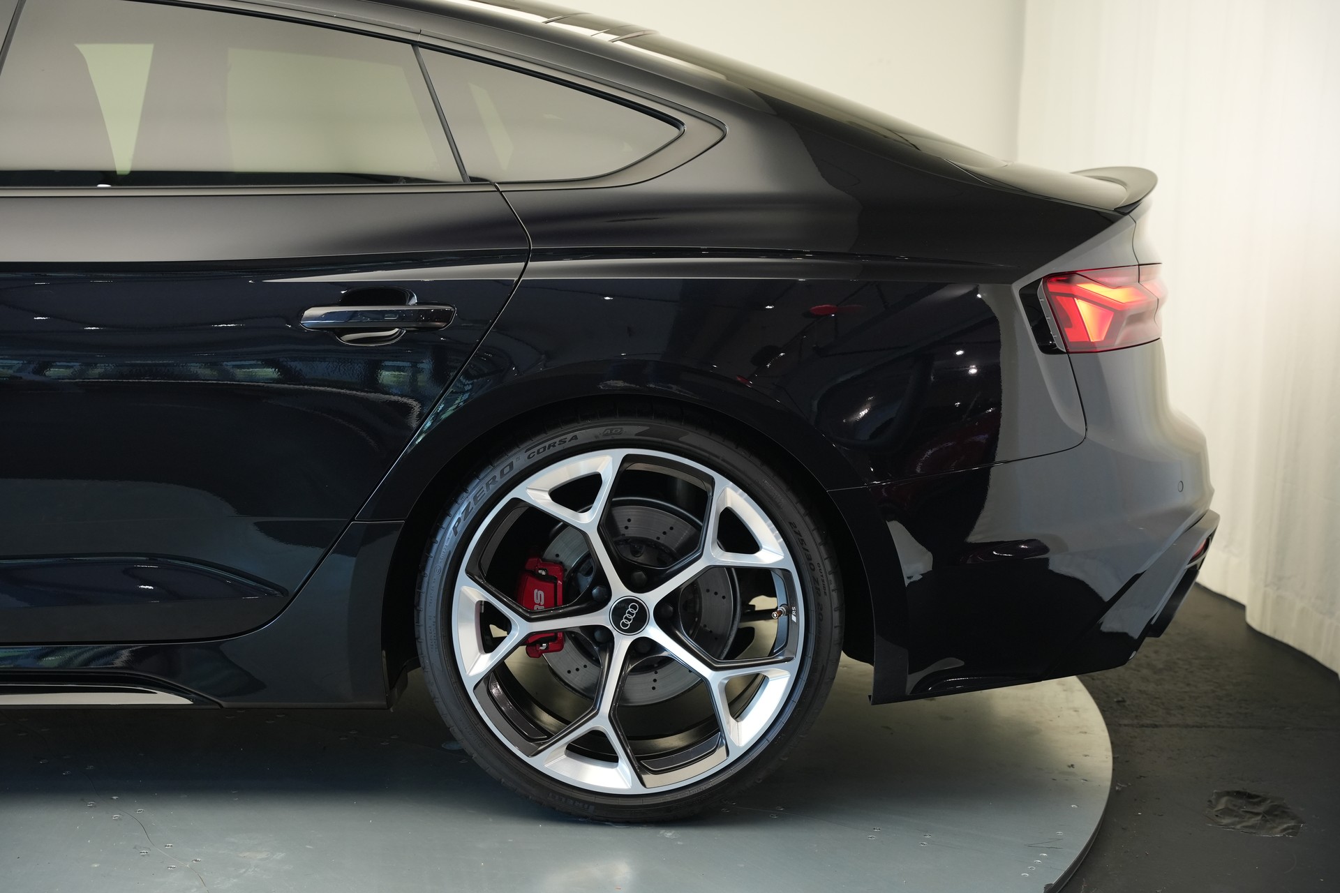 AUDI RS5 Competition Plus Sportback 2.9 TFSI quattro tiptronic *Carbon Schalensitze*-image-42