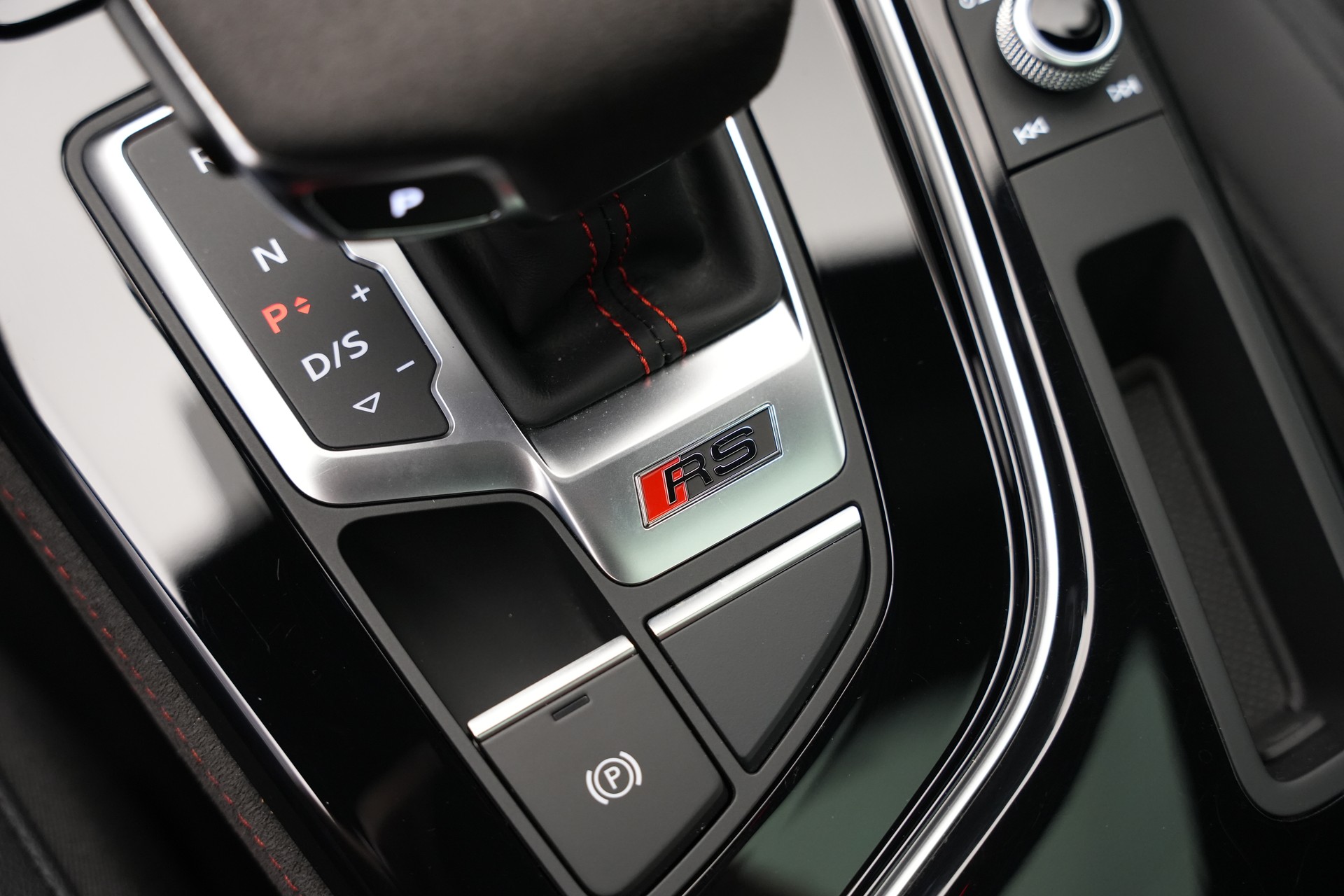 AUDI RS5 Competition Plus Sportback 2.9 TFSI quattro tiptronic *Carbon Schalensitze*-image-37