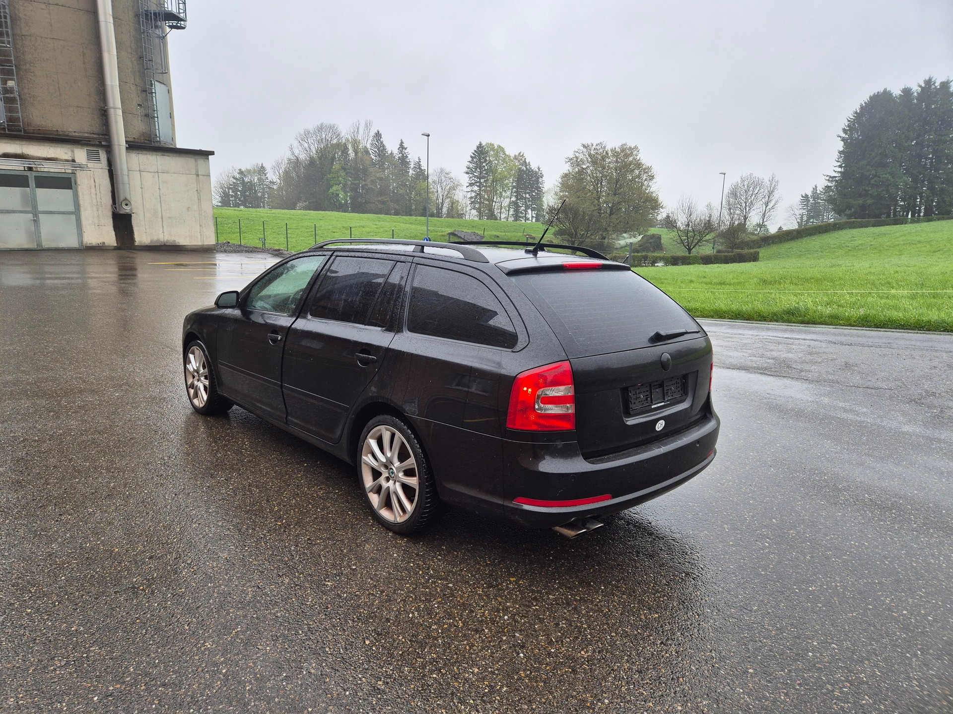 SKODA Octavia 2.0 TDI RS-image-2