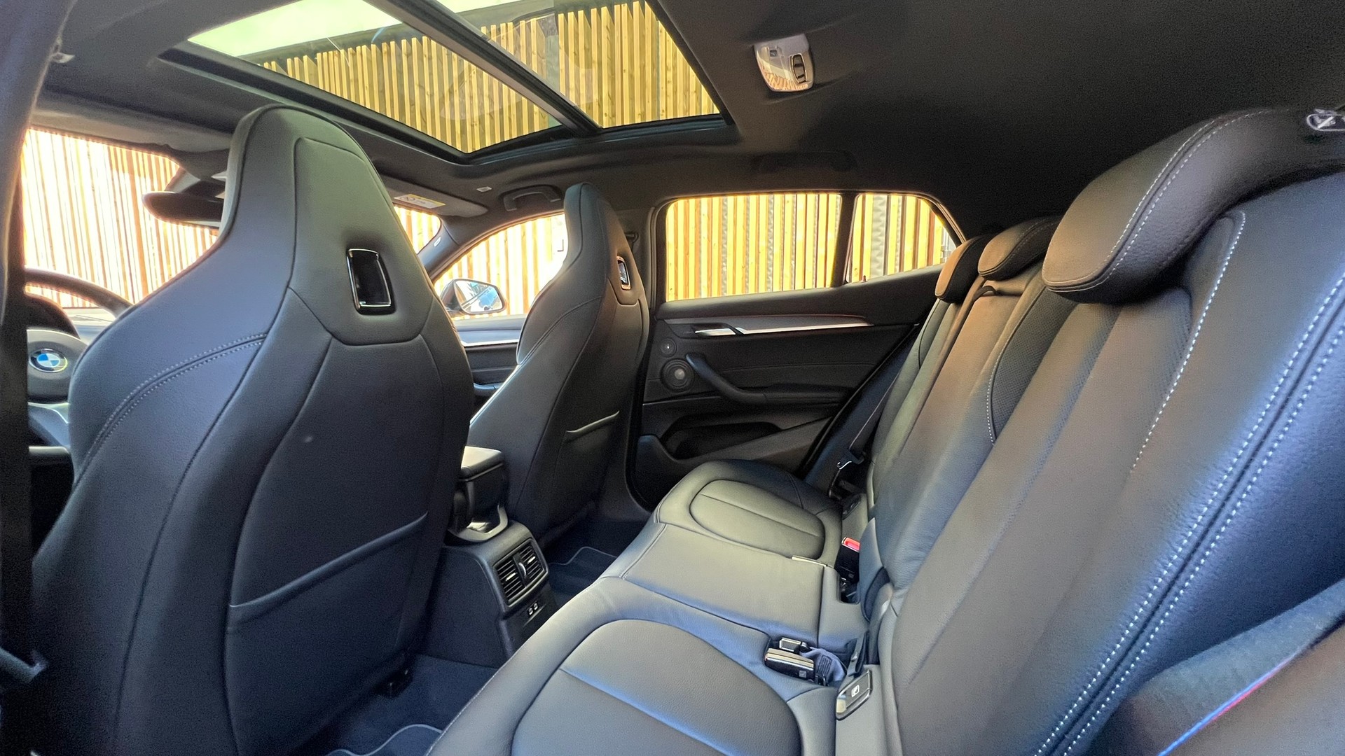 BMW X2 M35i STEPTRONIC l 306 PS-image-27