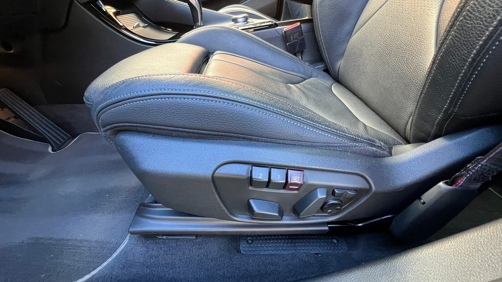 BMW X2 M35i STEPTRONIC l 306 PS-image-21