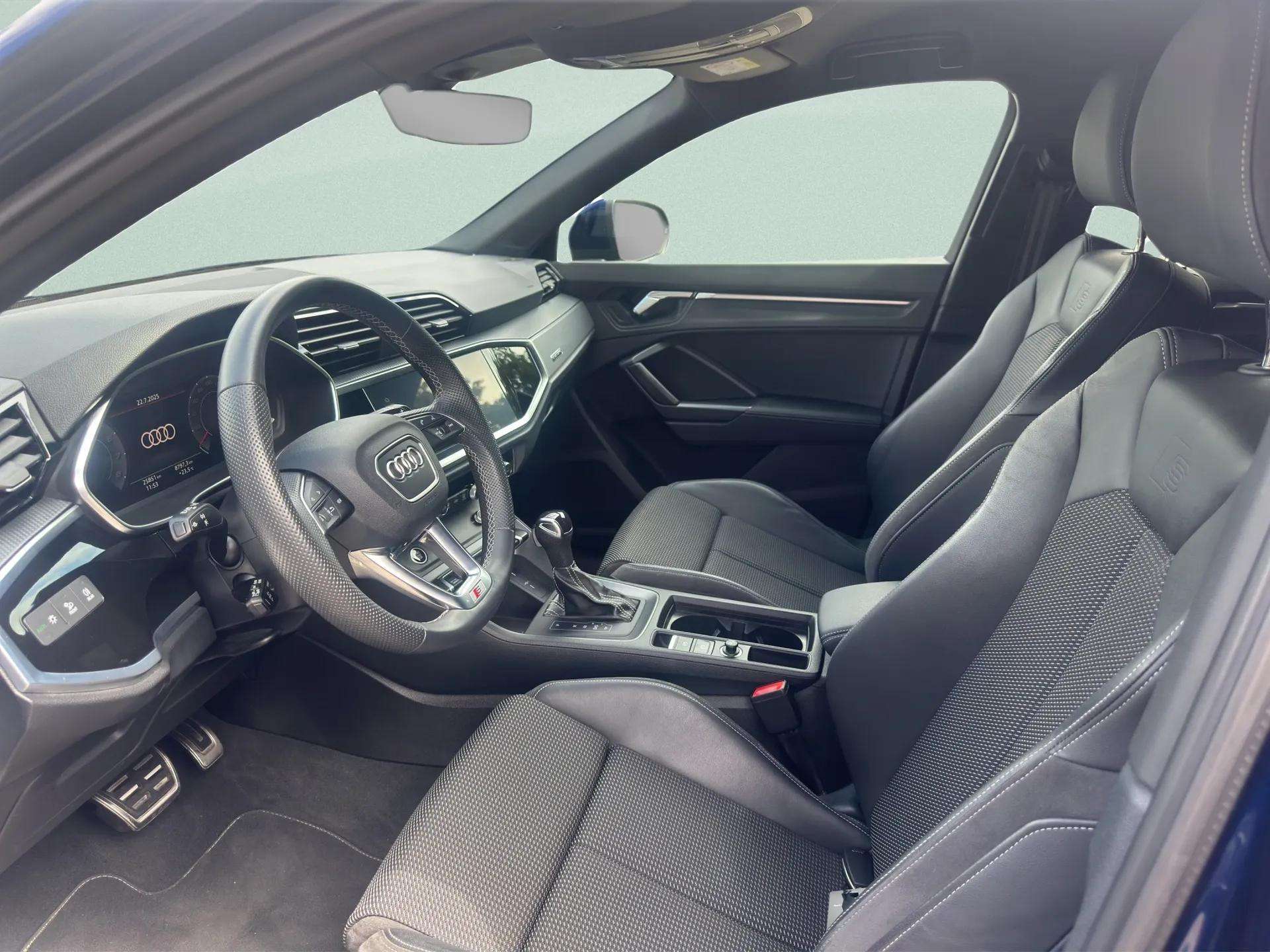 AUDI Q3 Sportback 40 TFSI S line quattro S-tronic-image-10