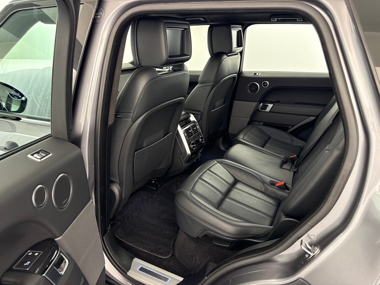 LAND ROVER RR Sport D250 I6 MHEV HSE ̈Top-Ausstattung ̈-image-5
