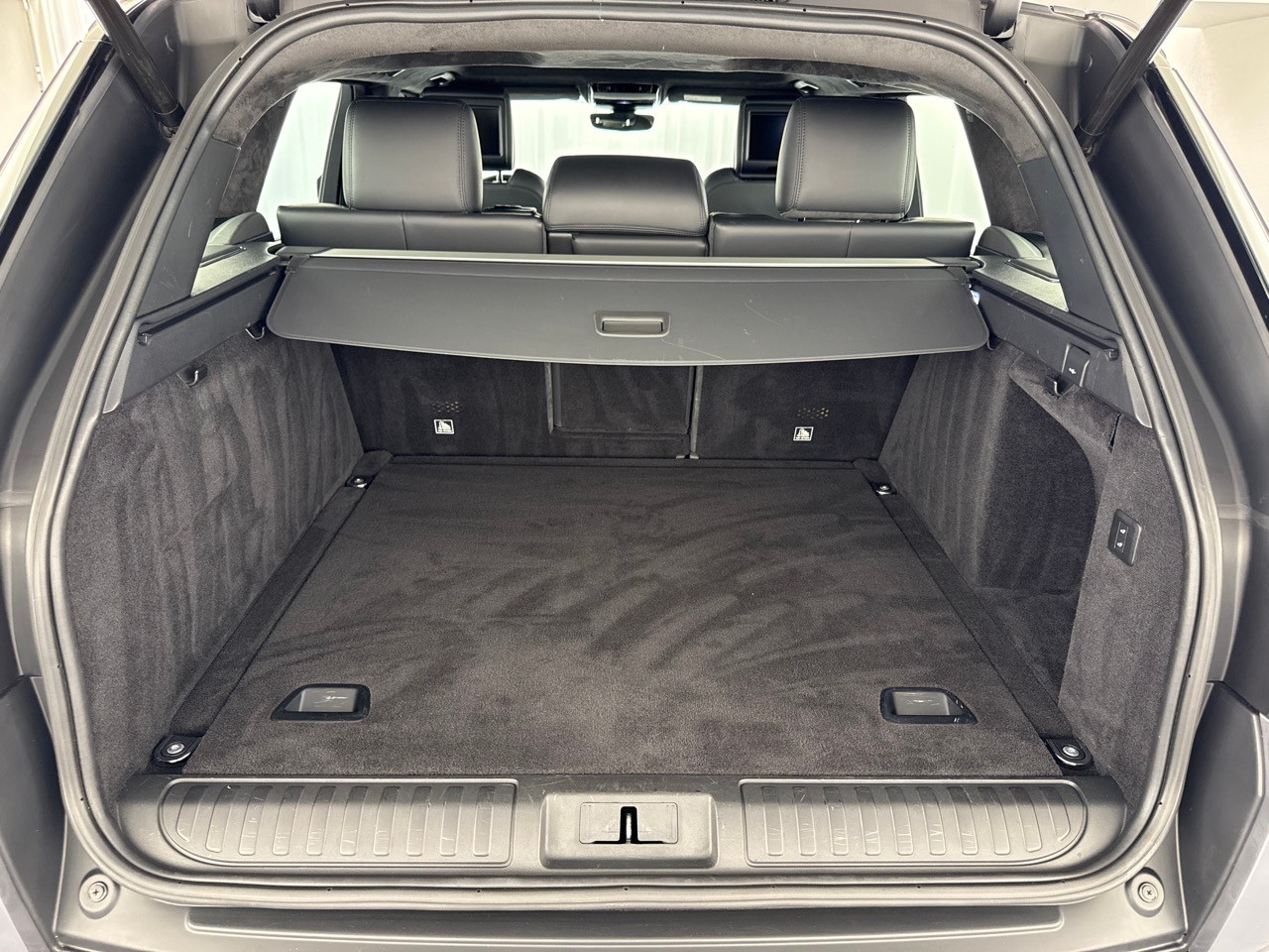 LAND ROVER RR Sport D250 I6 MHEV HSE ̈Top-Ausstattung ̈-image-7