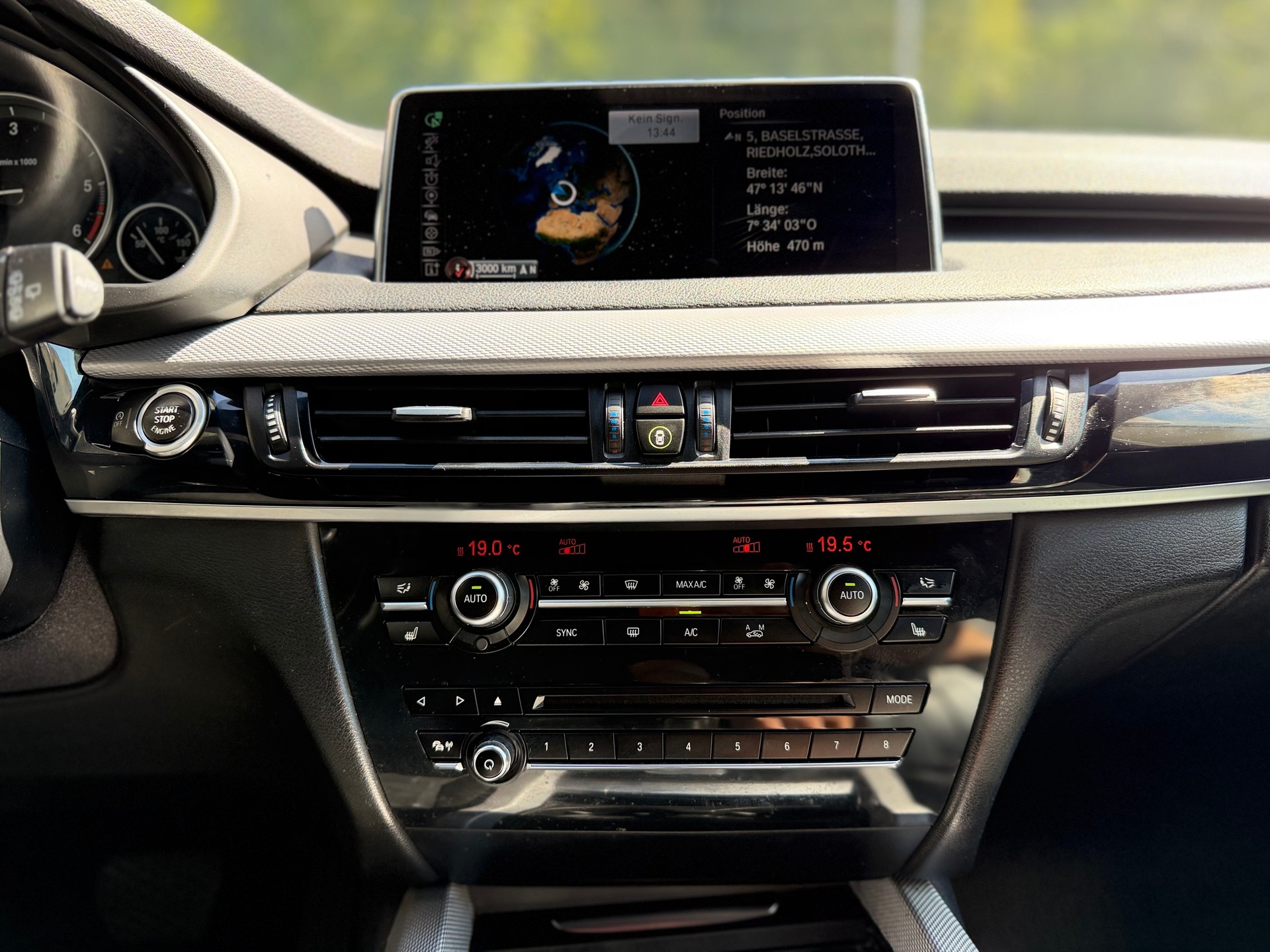 BMW X5 xDrive 40d Steptronic-image-15