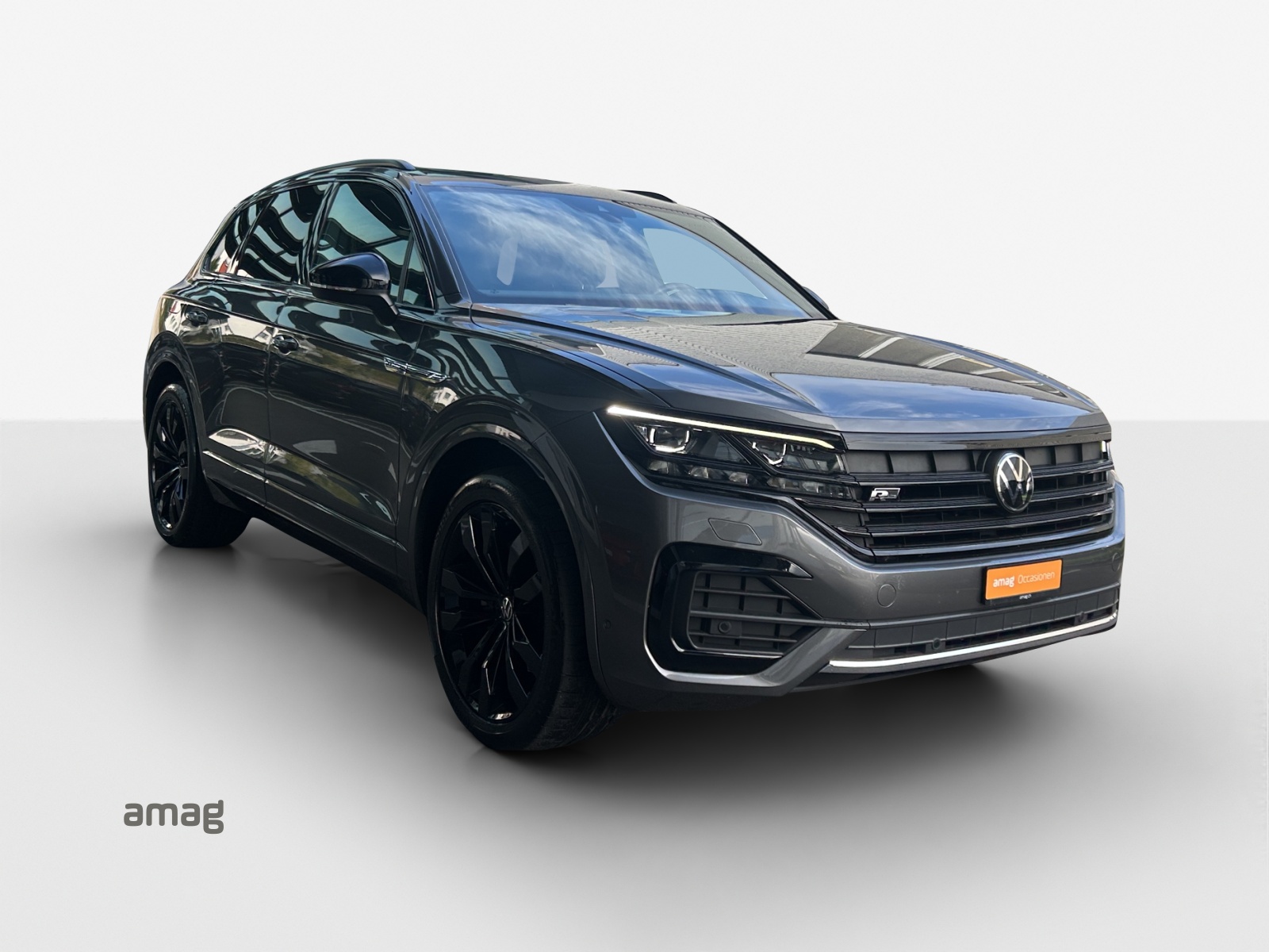 VW Touareg 3.0 TDI R Line Tiptronic-image-5