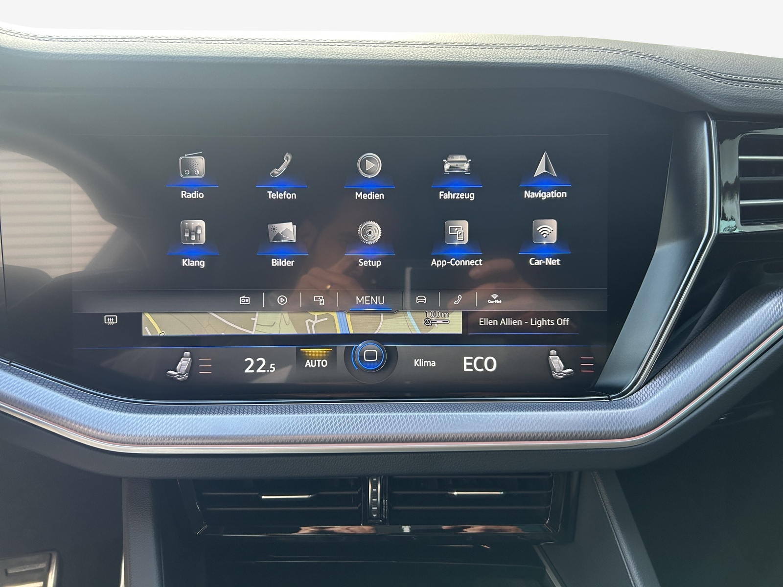 VW Touareg 3.0 TDI R Line Tiptronic-image-10