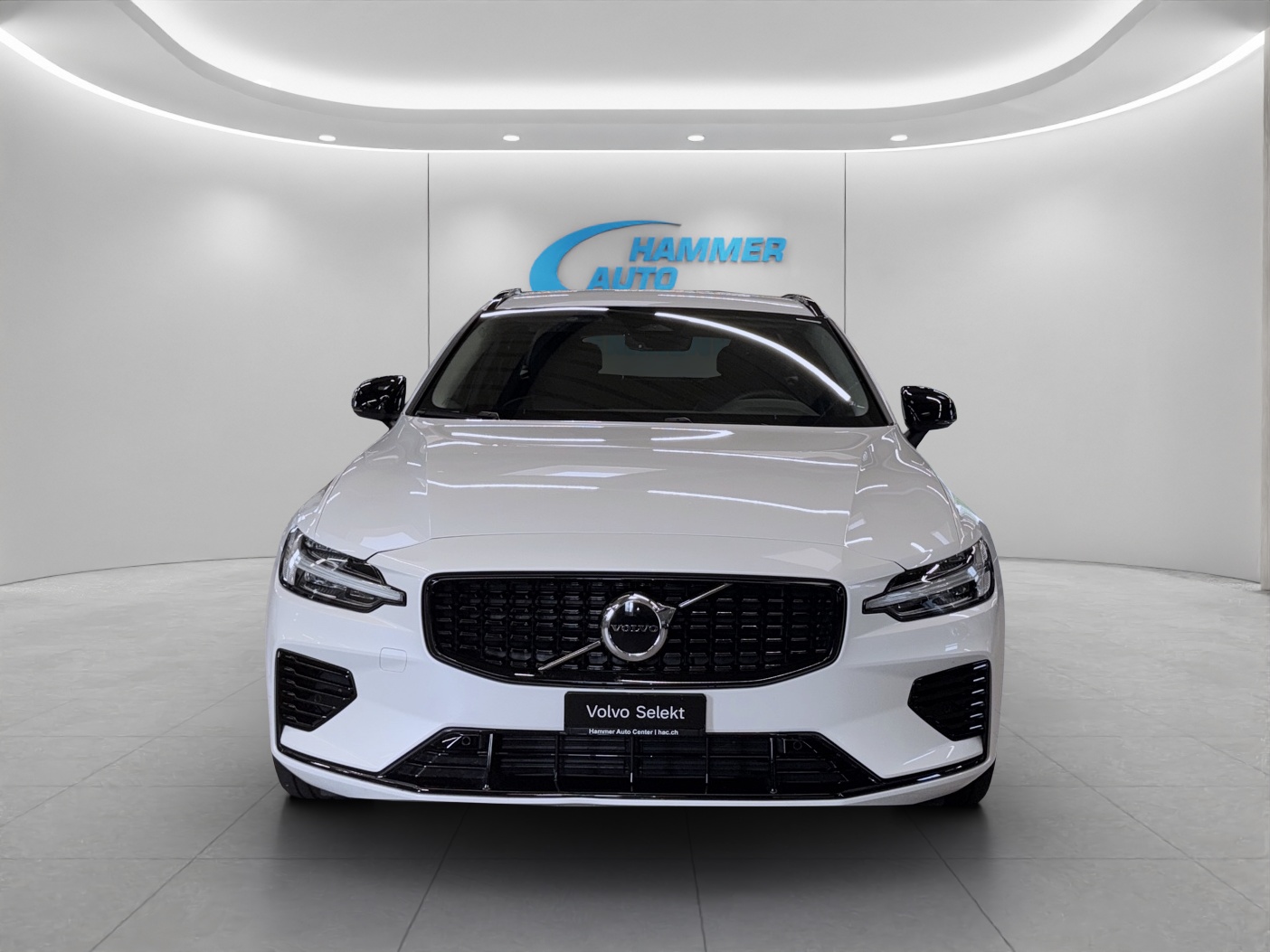 VOLVO V60 2.0 T6 TE Plus Dark eAWD-image-2