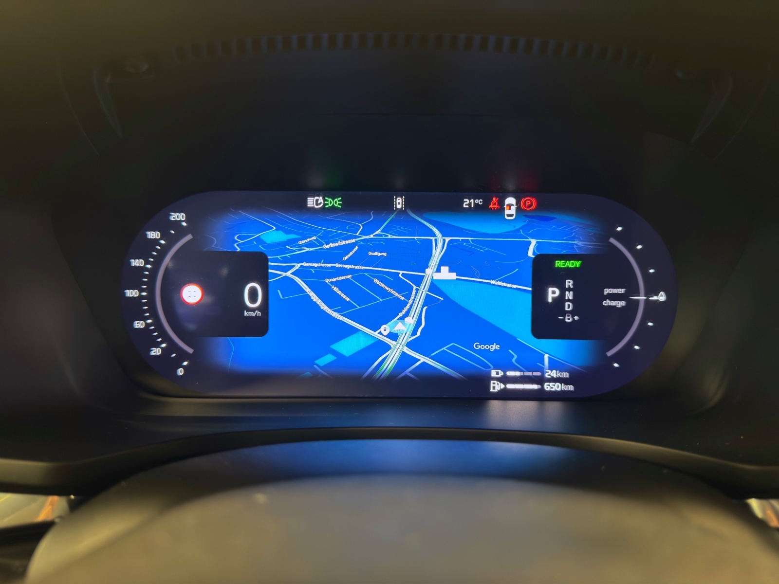 VOLVO V60 2.0 T6 TE Plus Dark eAWD-image-12