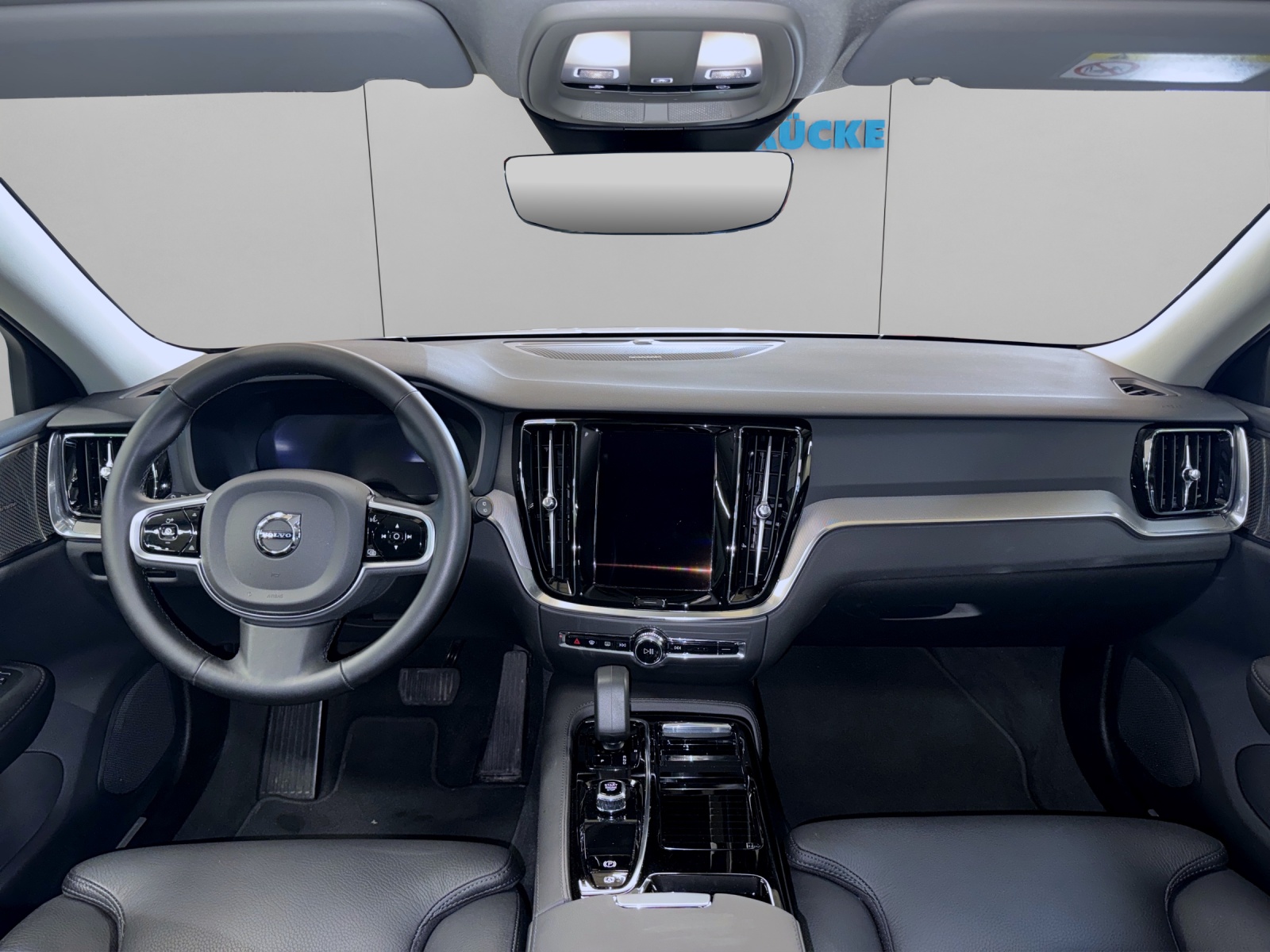 VOLVO V60 2.0 T6 TE Plus Dark eAWD-image-8