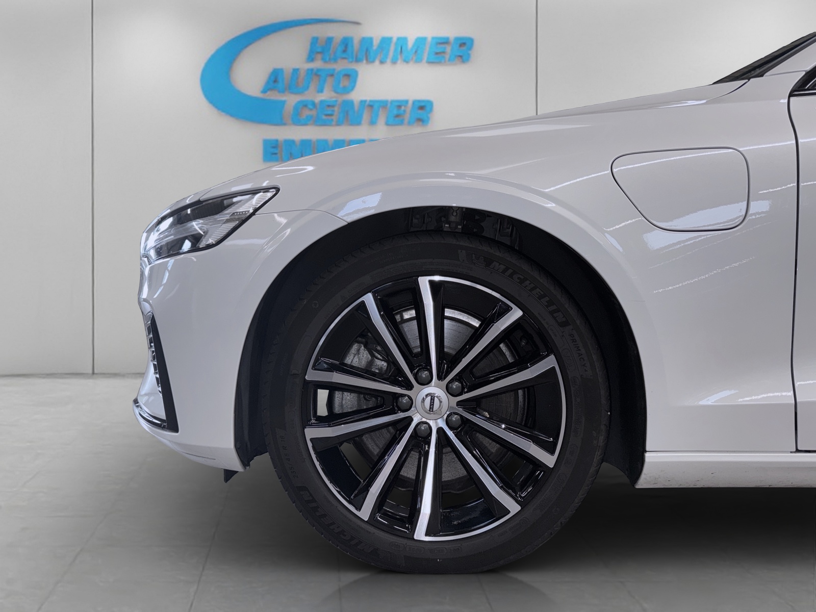 VOLVO V60 2.0 T6 TE Plus Dark eAWD-image-6